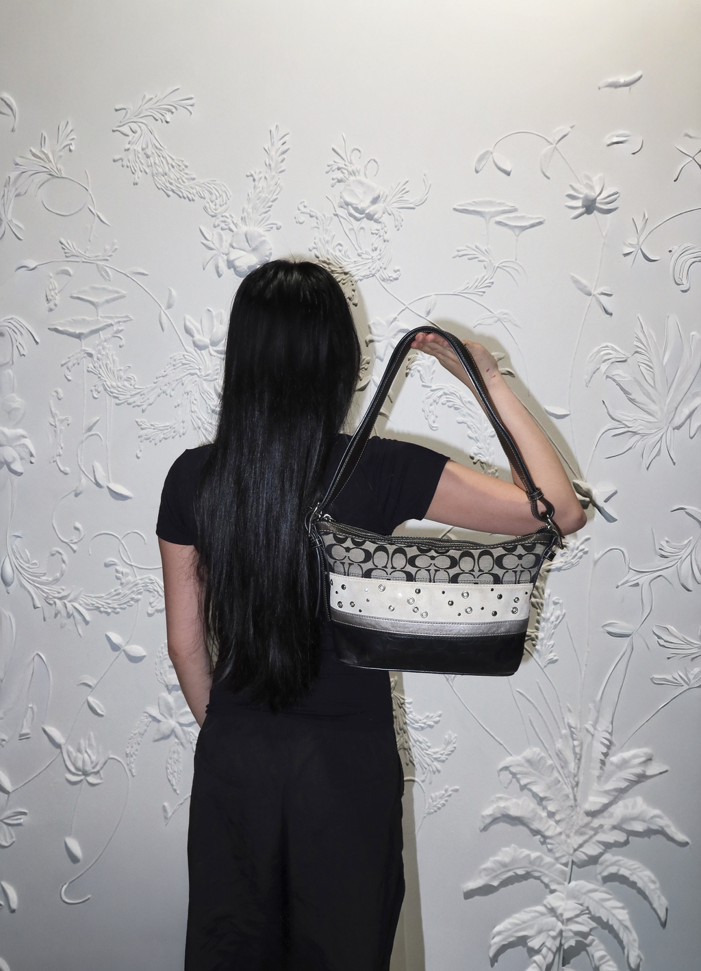 SIGNATURE PATCHWORK STUDDED SHOULDER BAG
