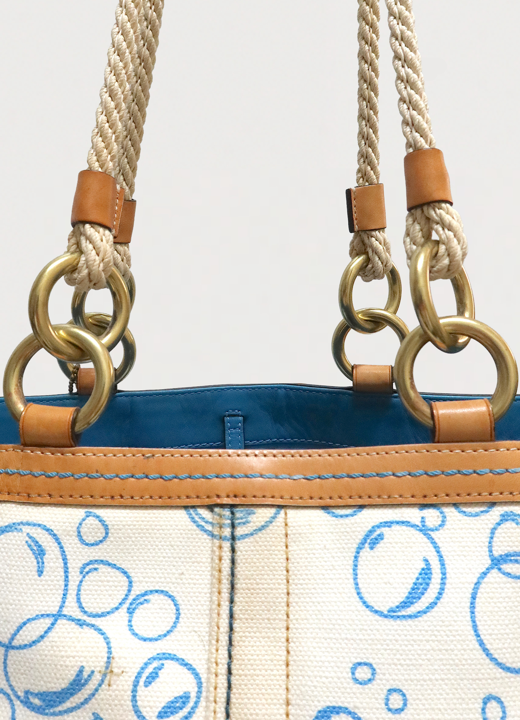 LIMITED EDITION RESORT BUBBLE FISH CORAL TOTE BAG