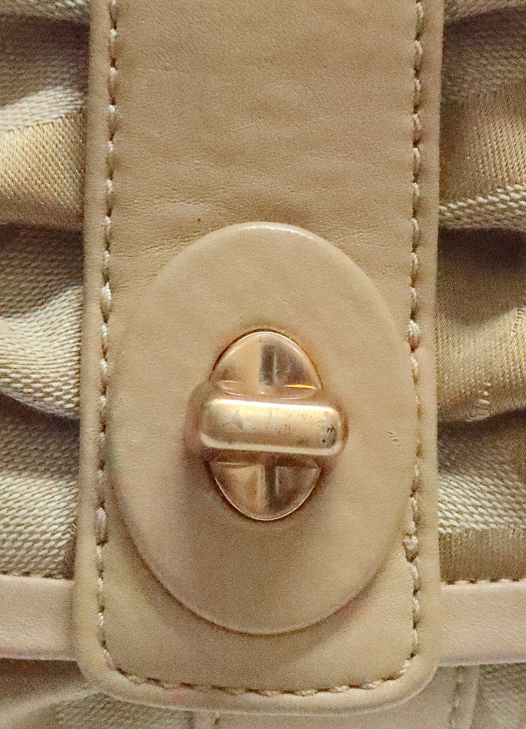 BOW PARKER OP ART FLAP SHOULDER BAG