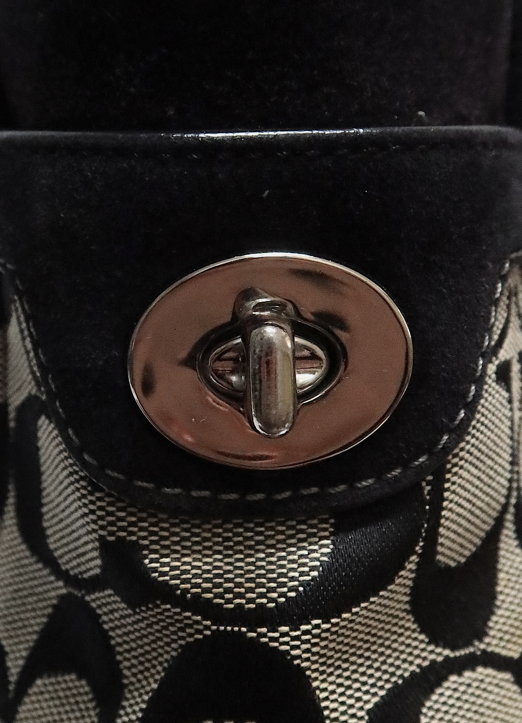 SIGNATURE STRIPE PATCHWORK MEDIUM TOTE BAG