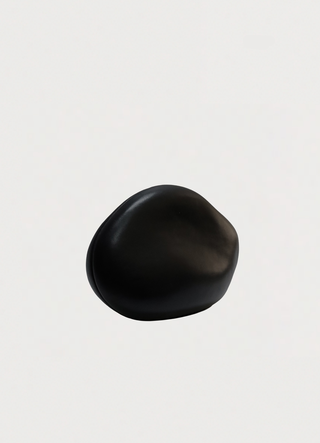 LARGE STONE PEBBLE CLUTCH