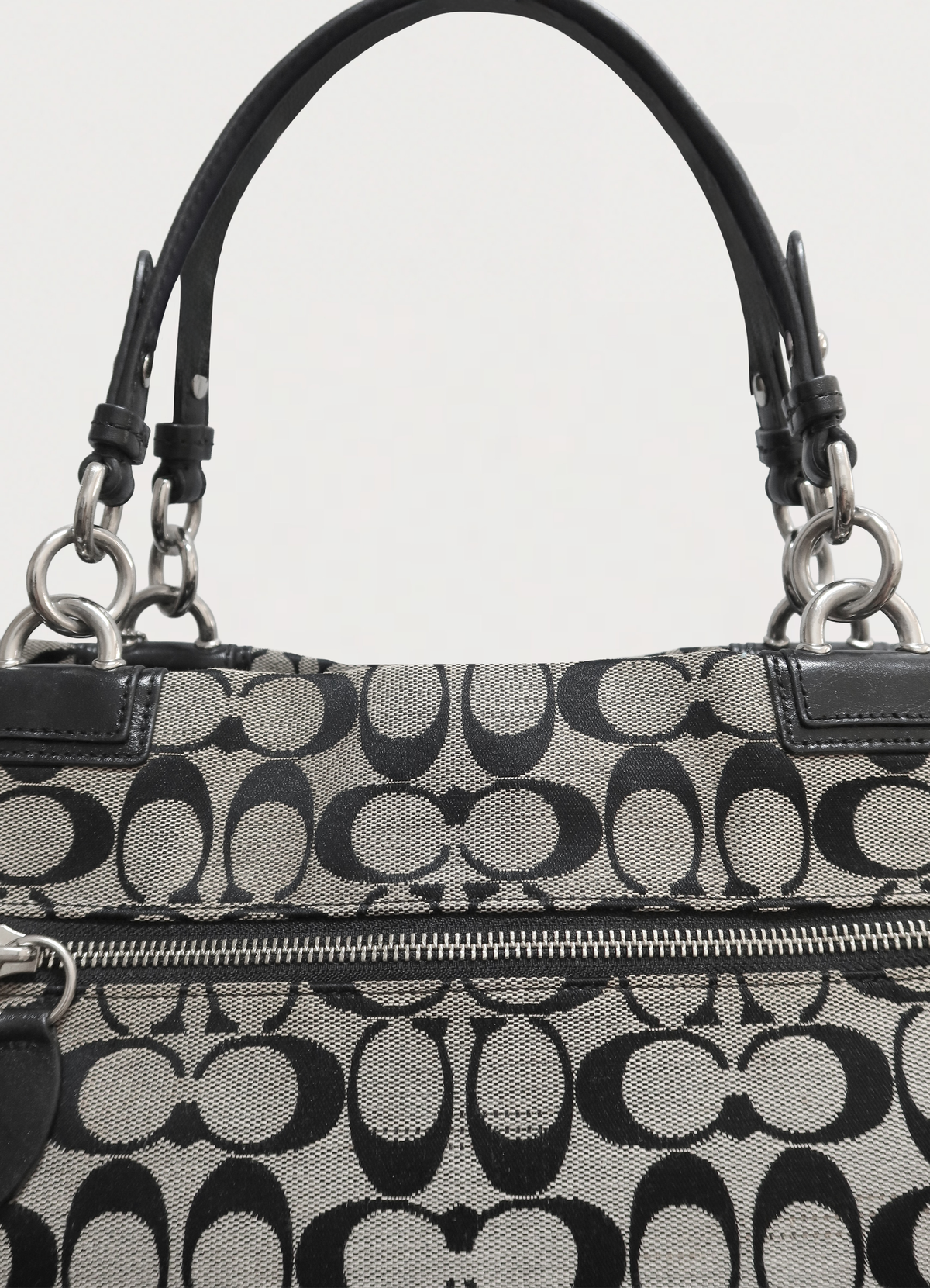 PENELOPE SIGNATURE SATCHEL CARRYALL TOTE BAG