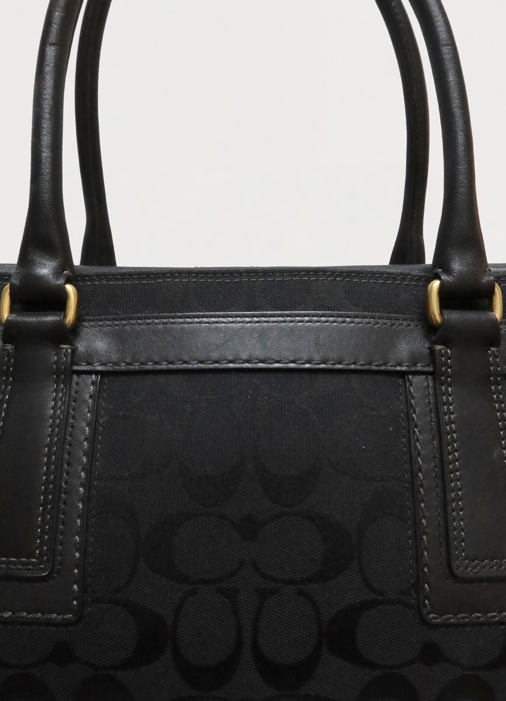 HAMPTONS MADELINE SIGNATURE SATCHEL BAG