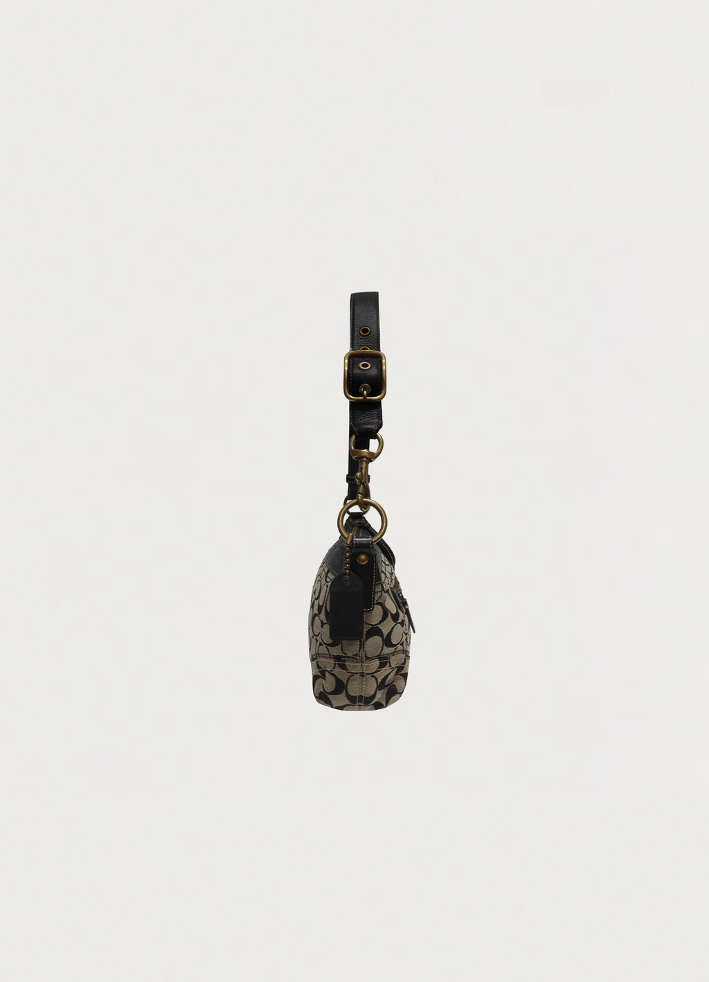 SIGNATURE BLEECKER SHOULDER BAG