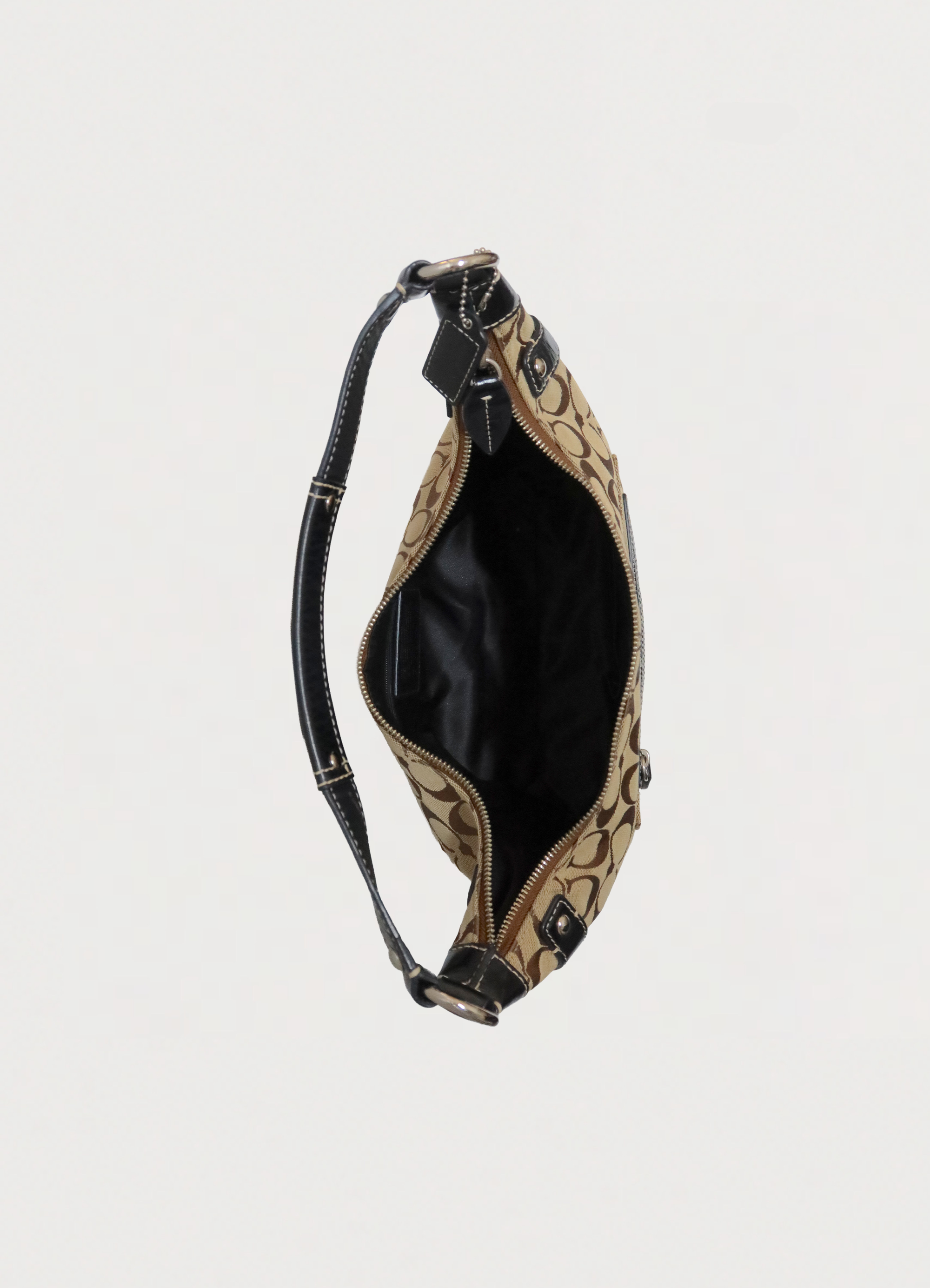 PENELOPE SIGNATURE HOBO SHOULDER BAG