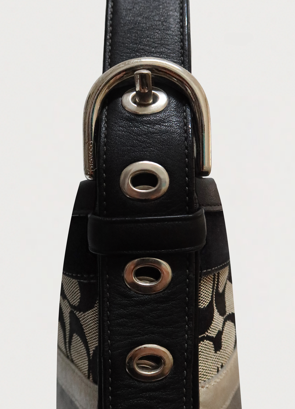 SIGNATURE PATCHWORK CONVERTIBLE SHOULDER BAG