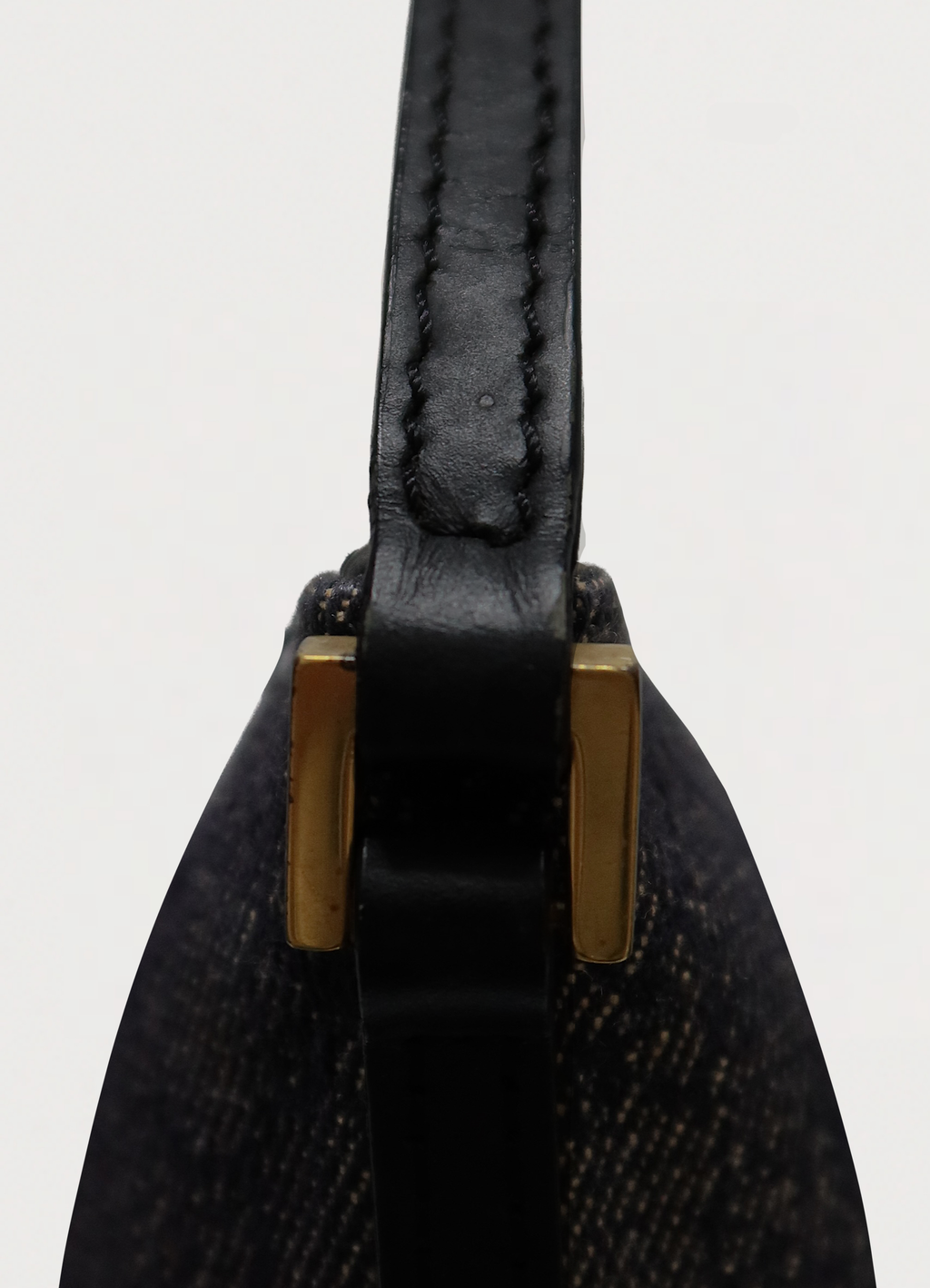 GG MONOGRAM BOAT BAGUETTE BAG