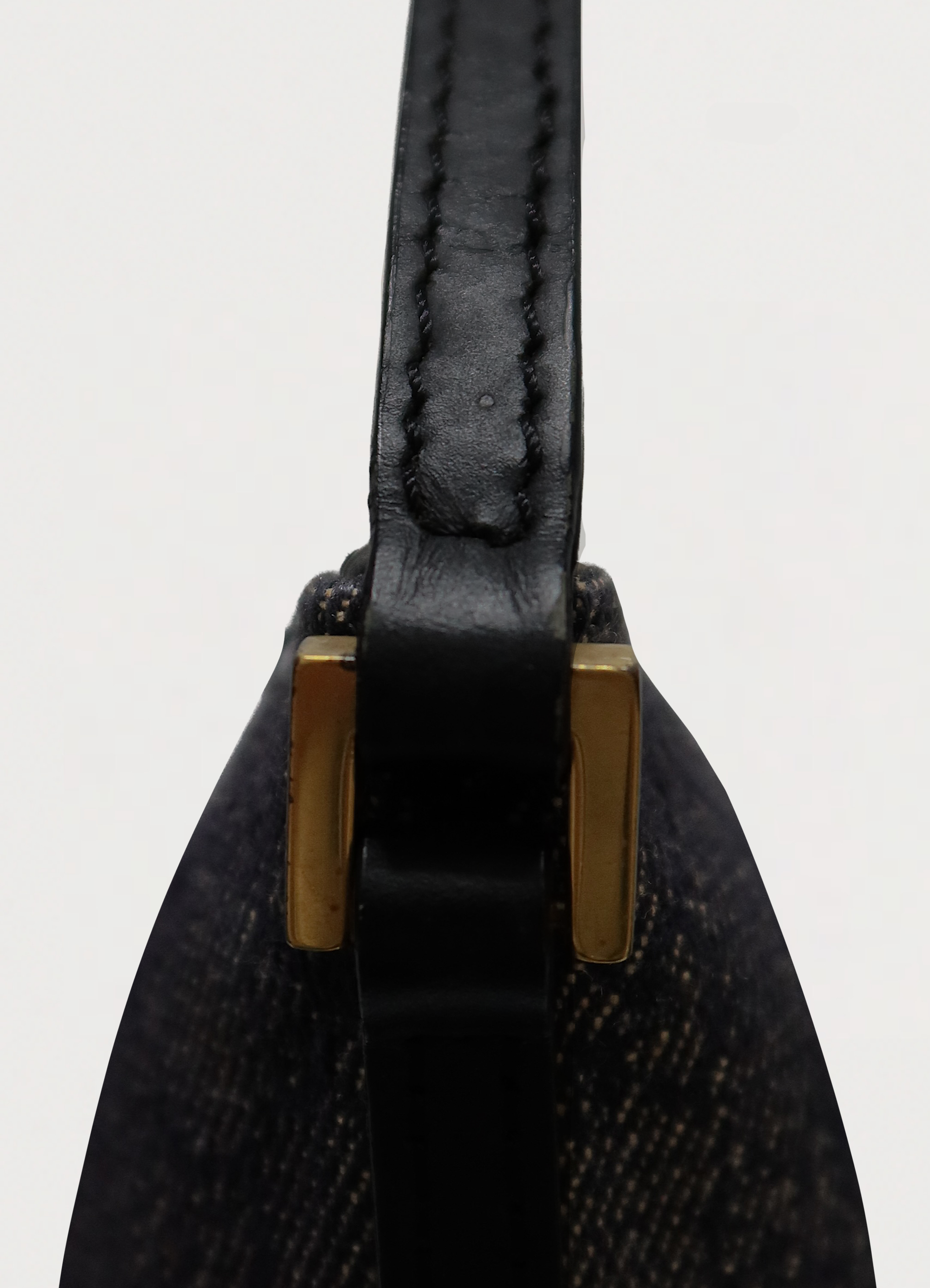 GG MONOGRAM BOAT BAGUETTE BAG