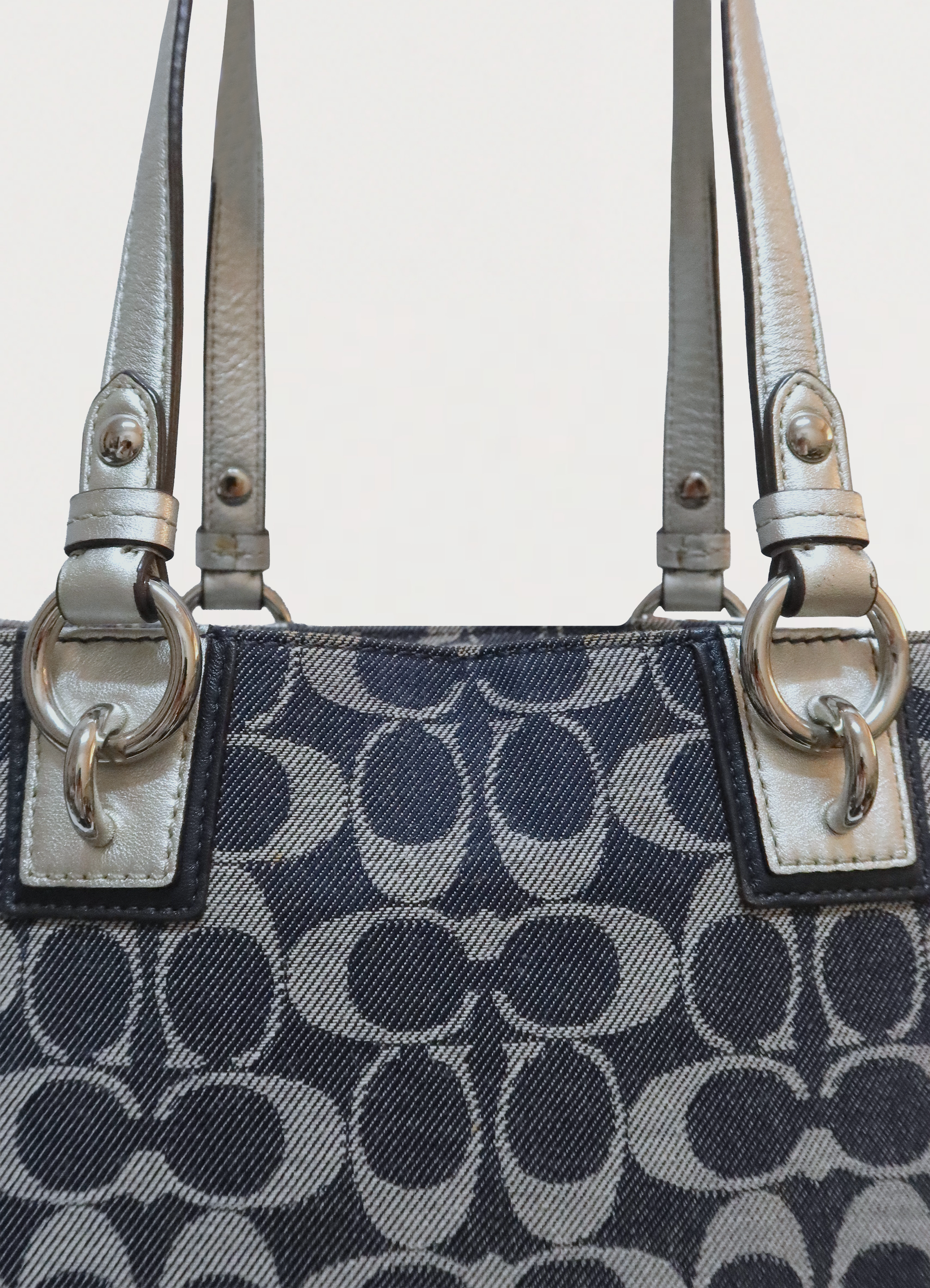SIGNATURE DENIM PATCHWORK TOTE BAG