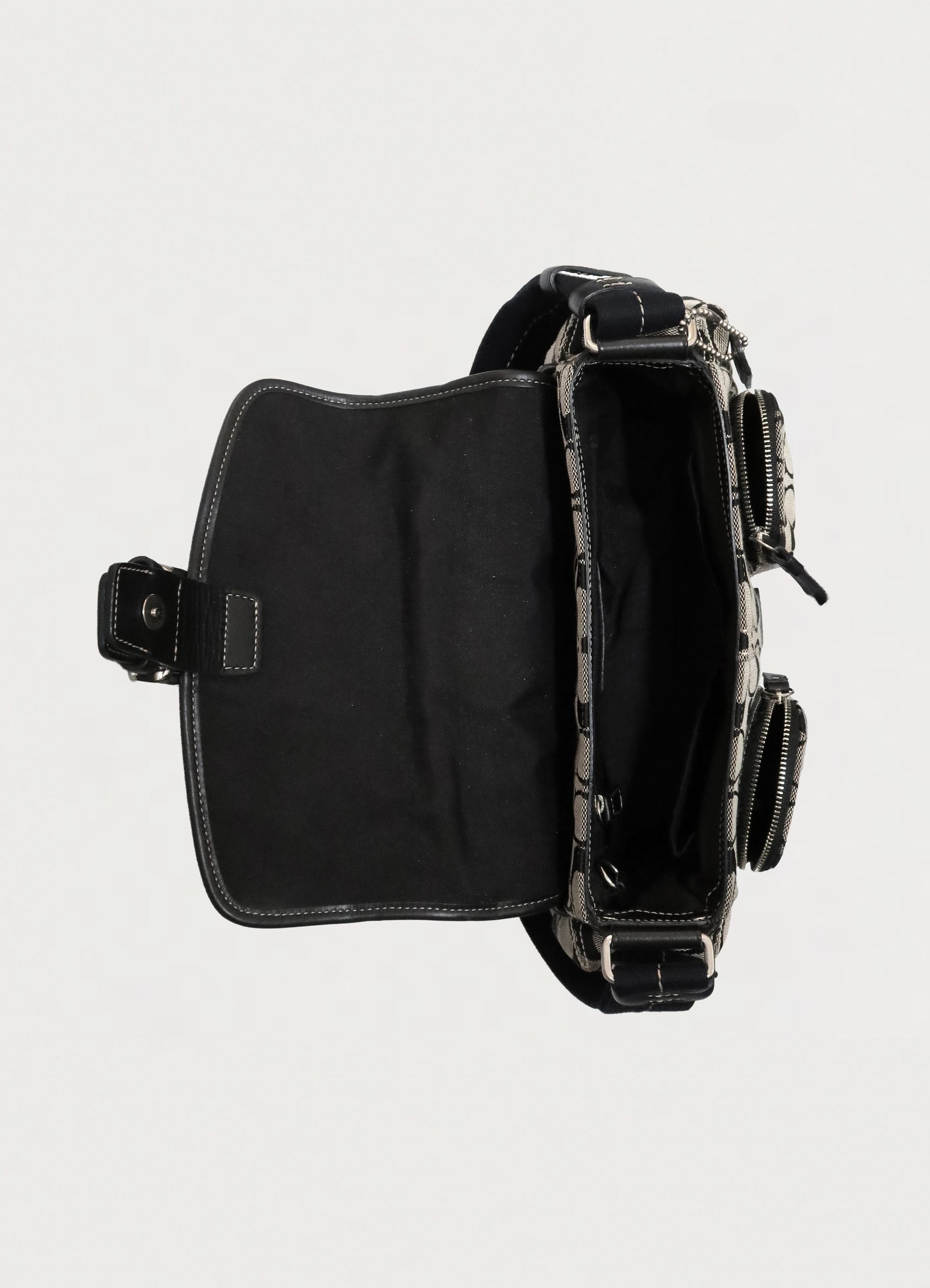 SIGNATURE POCKET SATCHEL SHOULDER BAG
