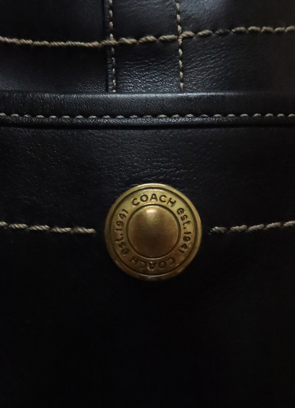 LEGACY ERGO SHOULDER BAG