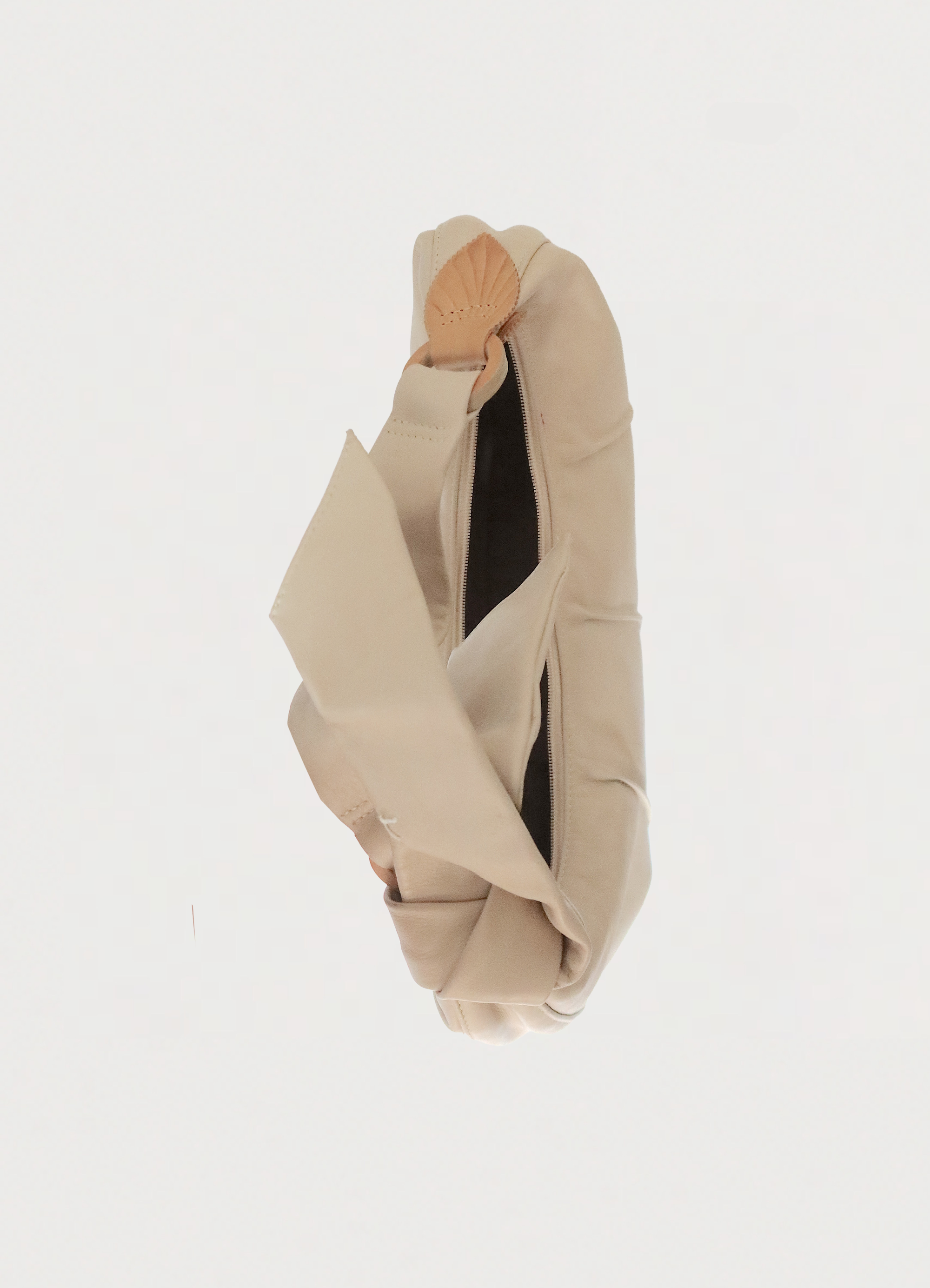LE PILAGE ROSEAU KNOTTED HOBO BAG