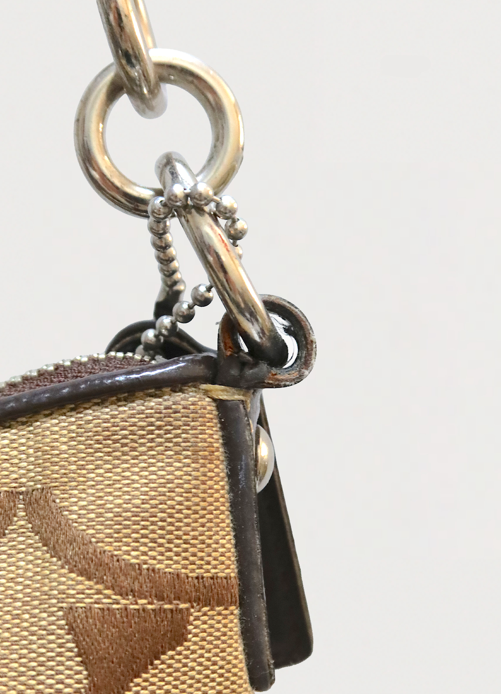 SIGNATURE STRIPE DEMI SHOULDER BAG