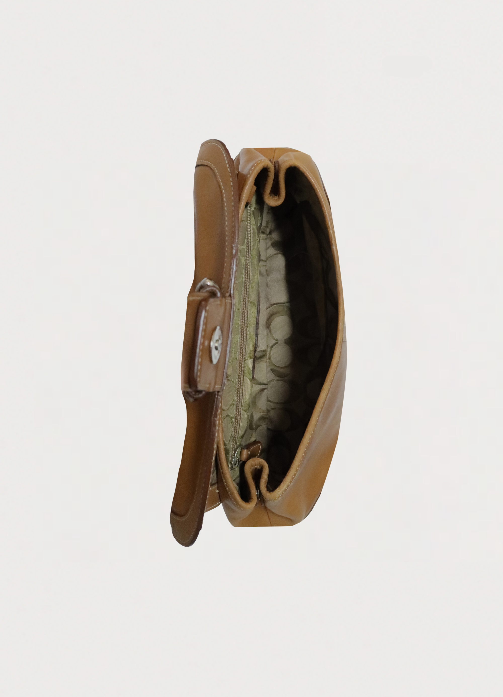 SOHO BUCKLE HANDBAG