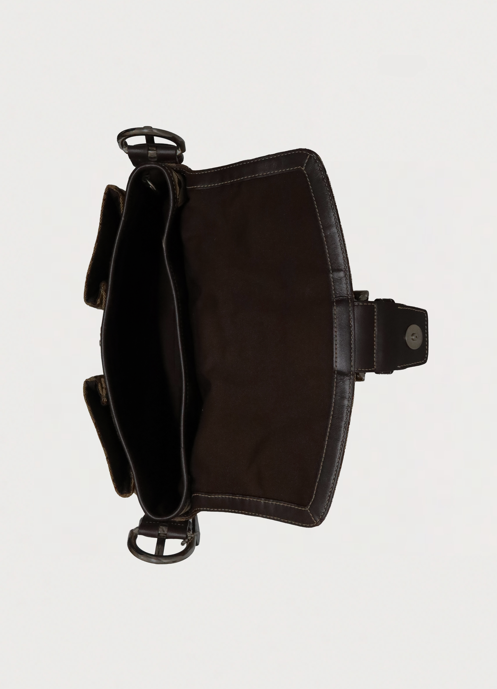 SOHO SIGNATURE BUCKLE SHOULDER BAG