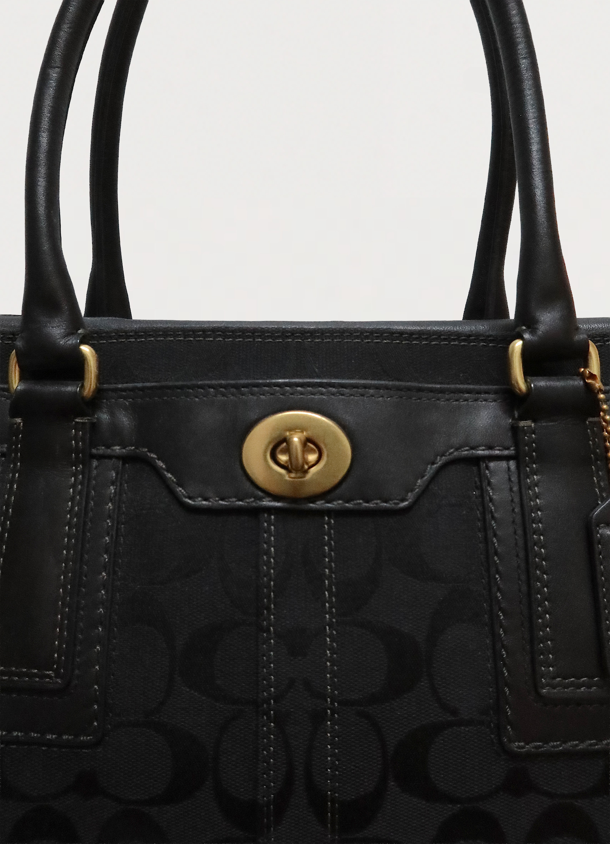 HAMPTONS MADELINE SIGNATURE SATCHEL BAG