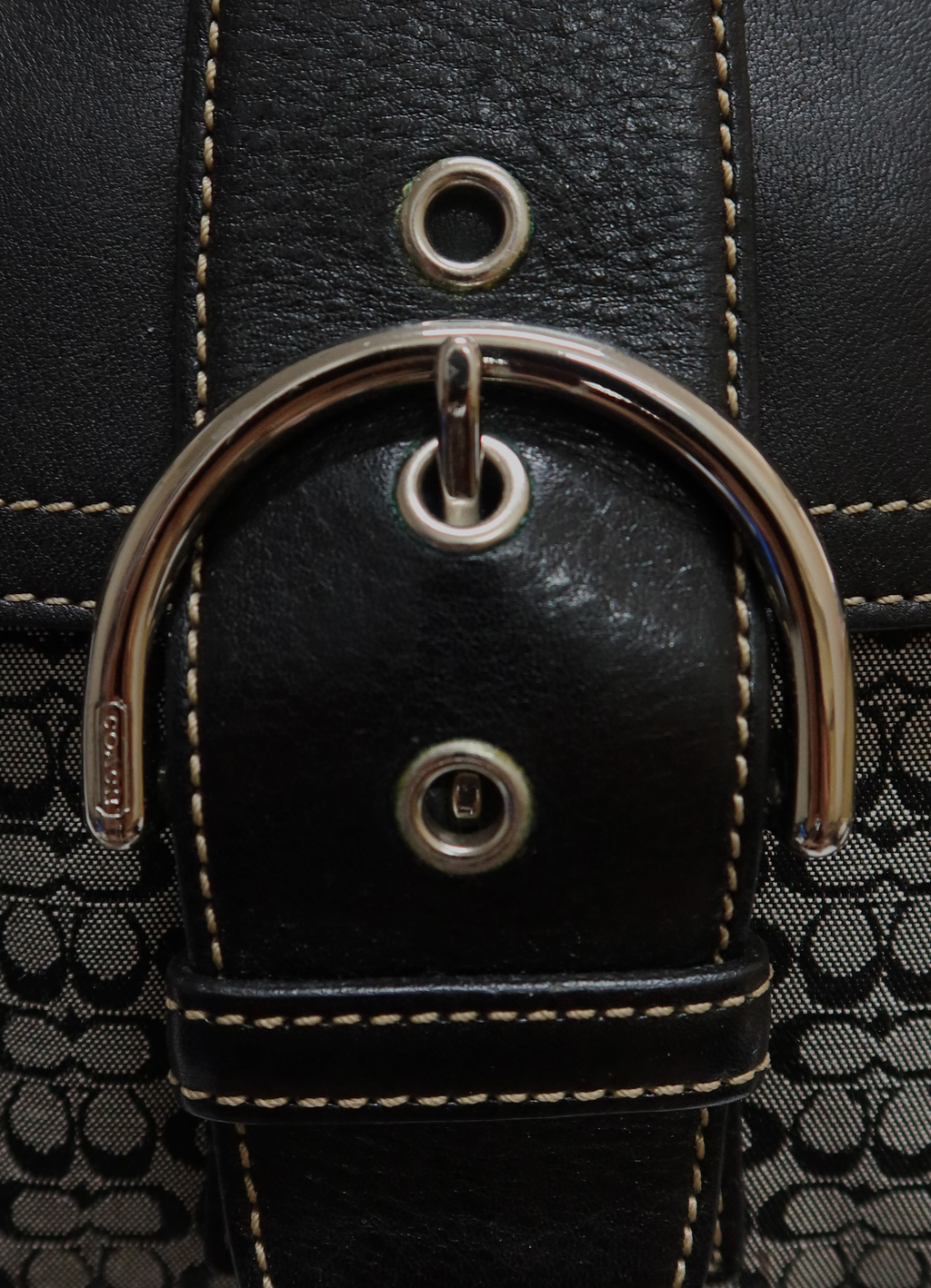 SOHO SIGNATURE FLAP TOTE BAG