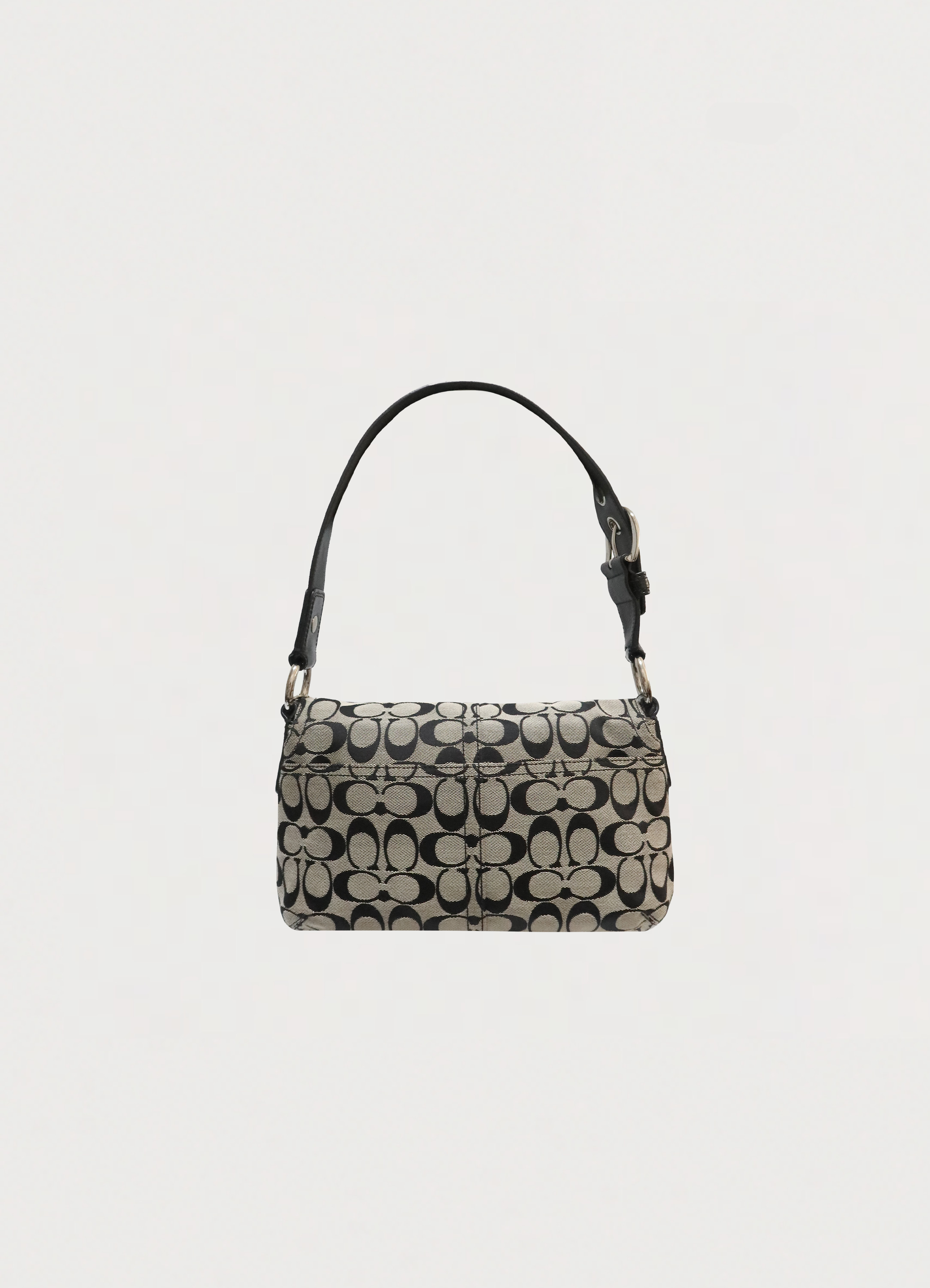 SOHO FLAP SIGNATURE SHOULDER BAG