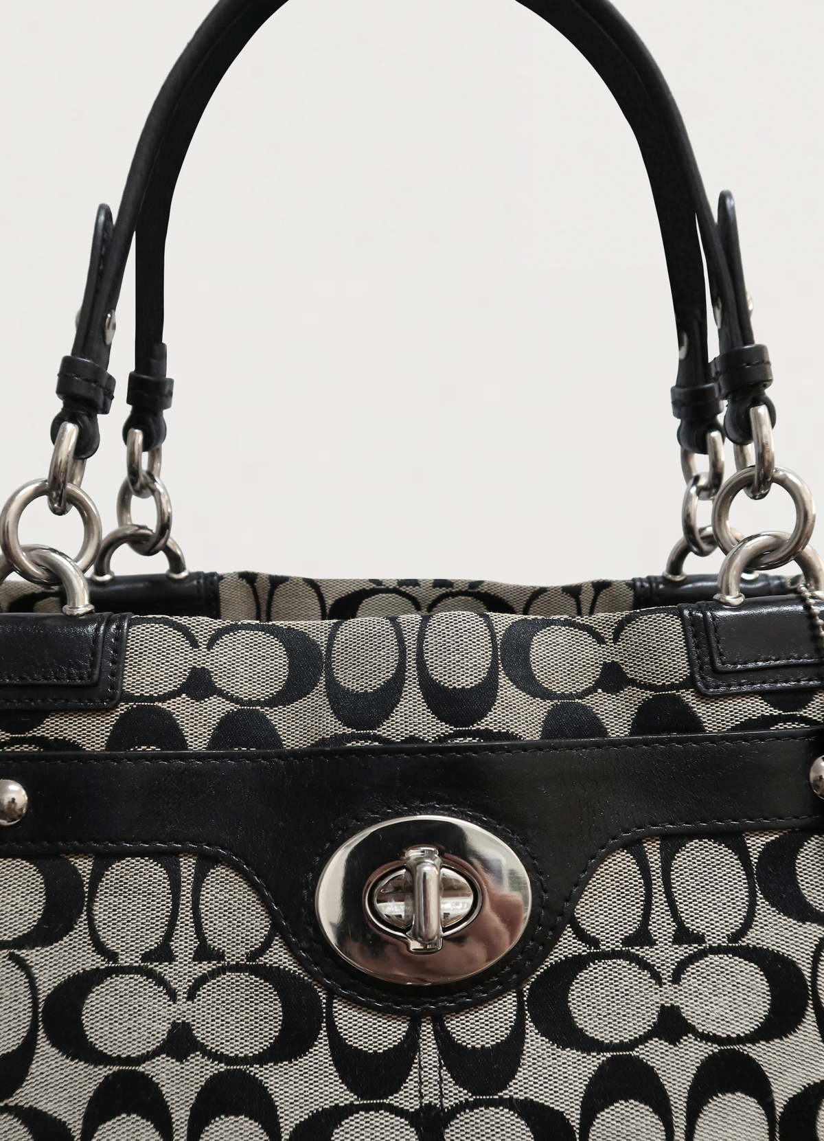 PENELOPE SIGNATURE SATCHEL CARRYALL TOTE BAG