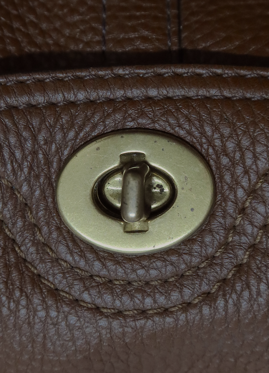 CHELSEA TURNLOCK LEATHER SATCHEL BAG