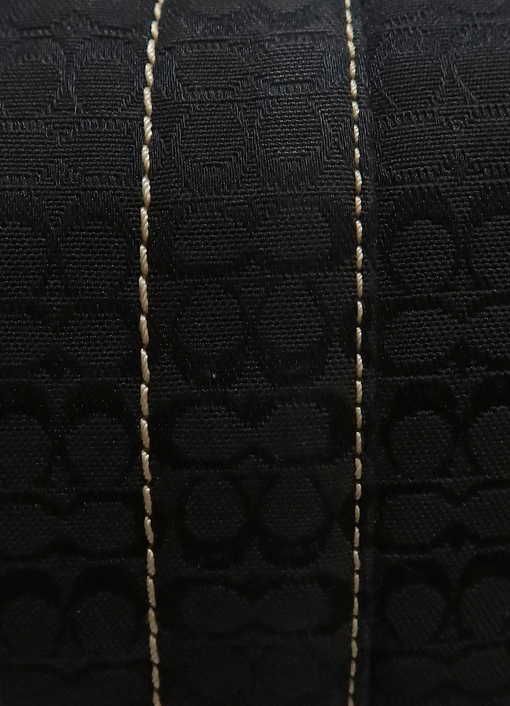 SOHO SIGNATURE HOBO MINI BAG