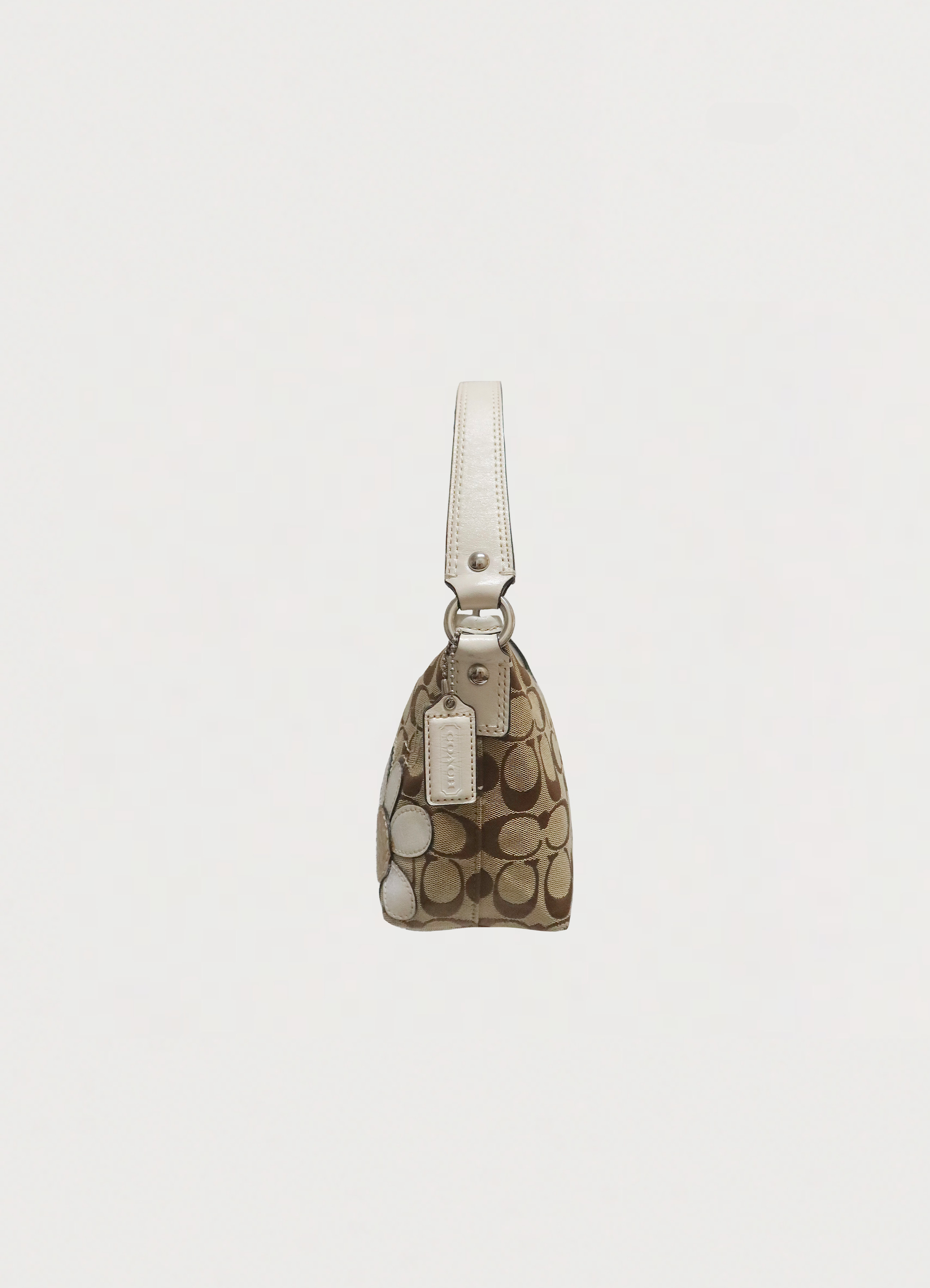DAISY BLEECKER SIGNATURE SHOULDER BAG