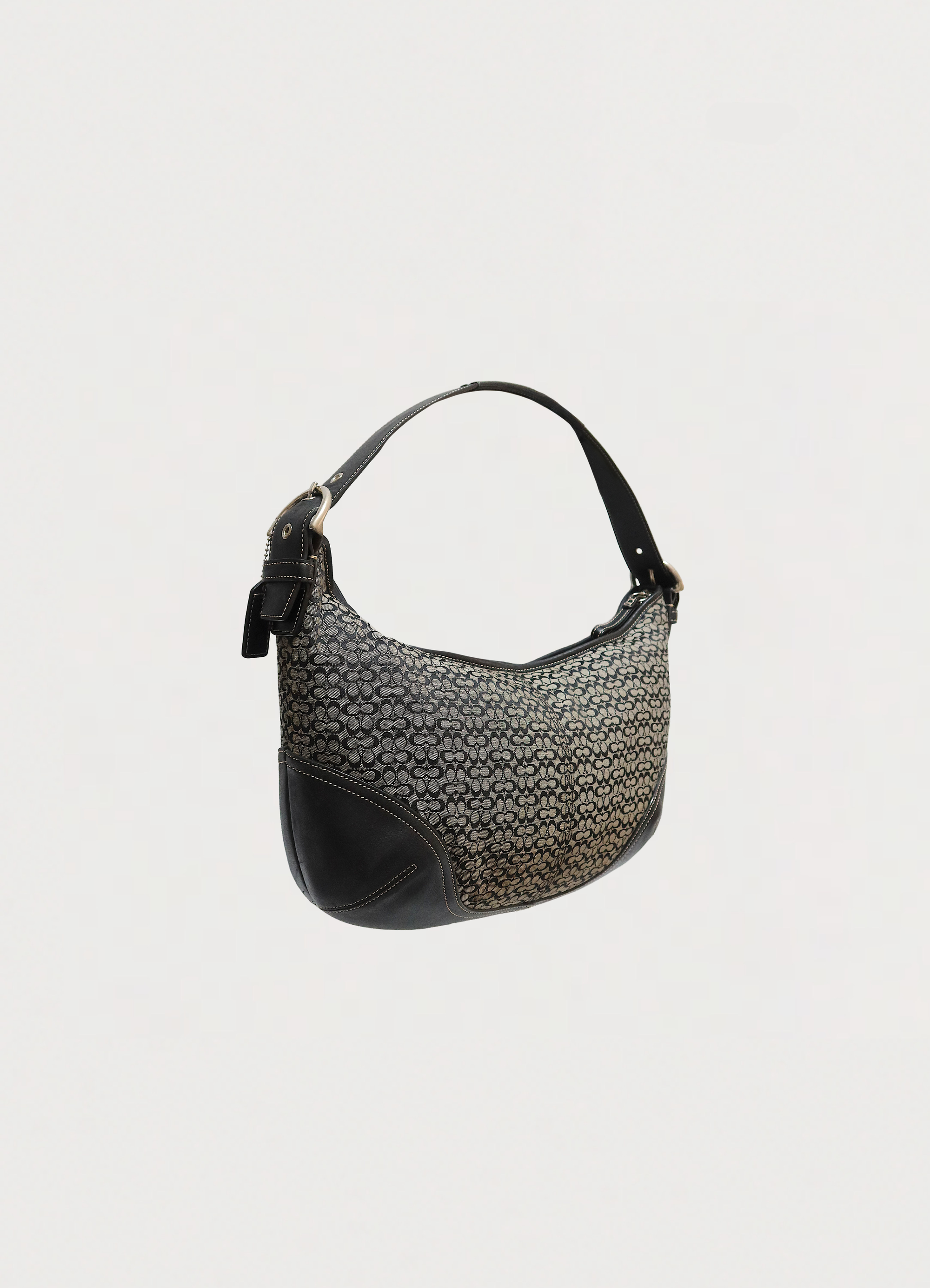 SIGNATURE LARGE SOHO HOBO BAG