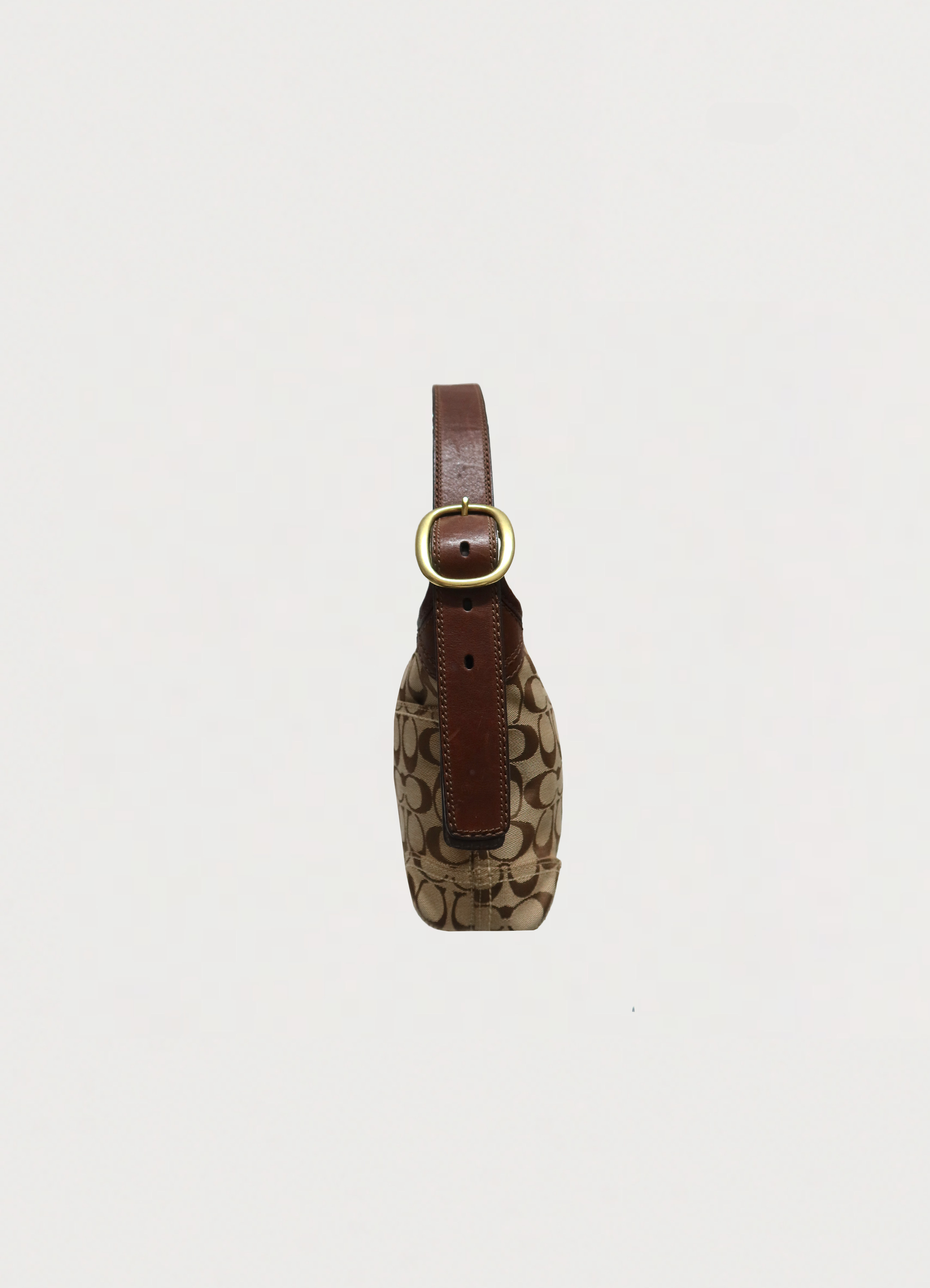 SIGNATURE BLEECKER HOBO SHOULDER BAG