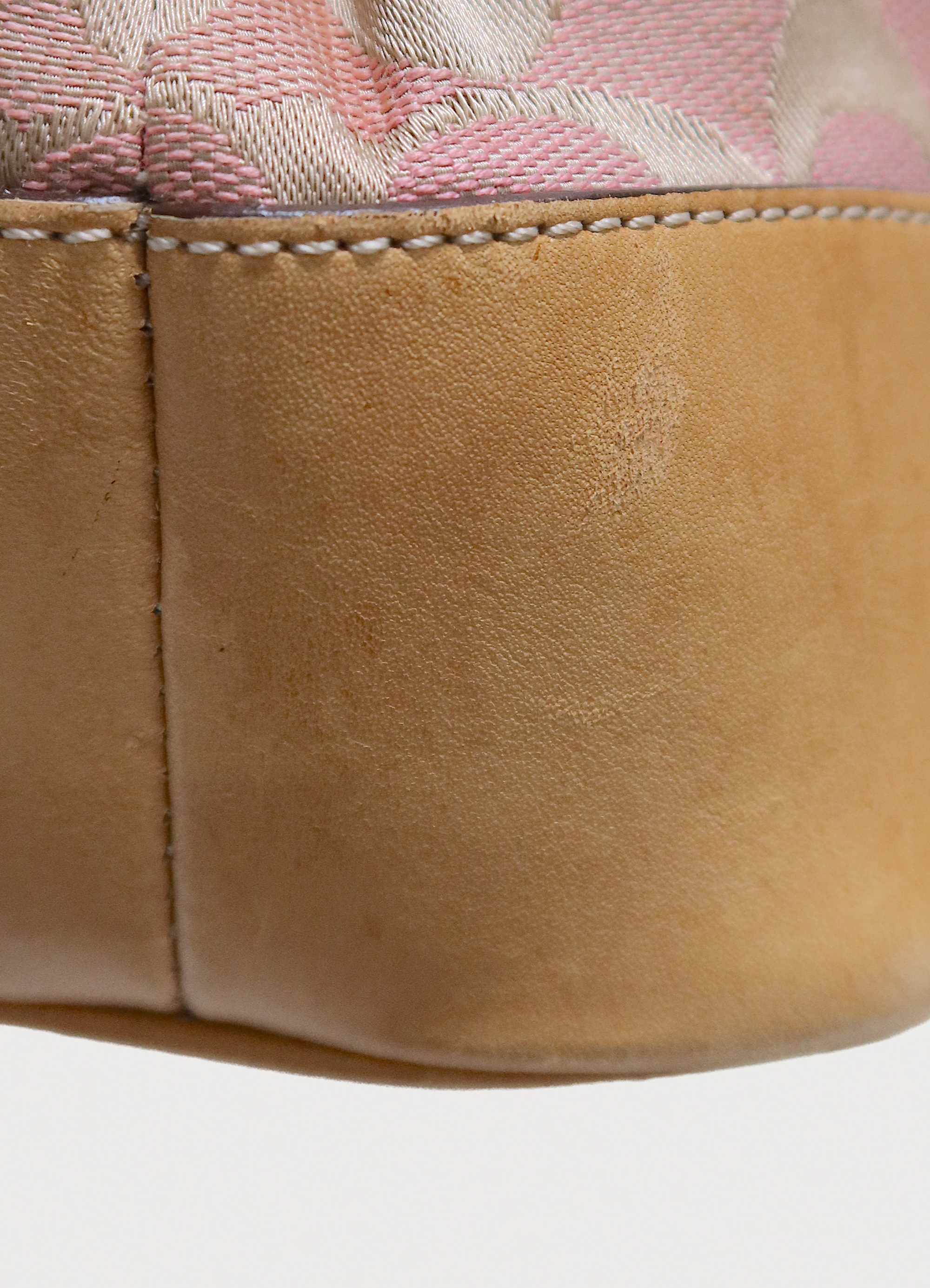 SIGNATURE CANVAS AND LEATHER SHOULDER BAG