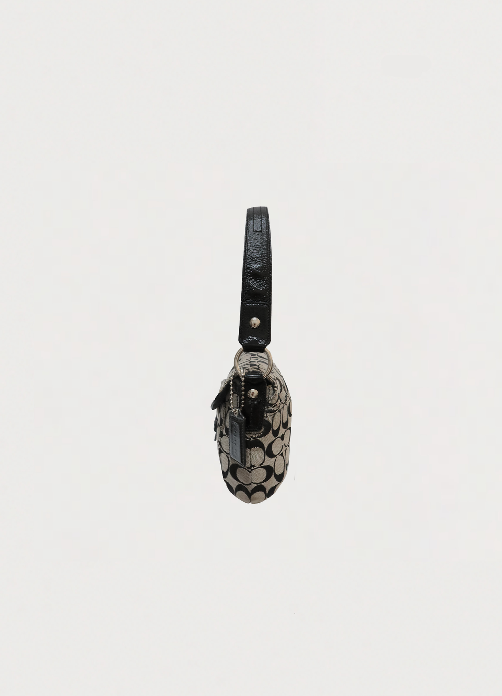 SOHO FLAP SIGNATURE SHOULDER BAG