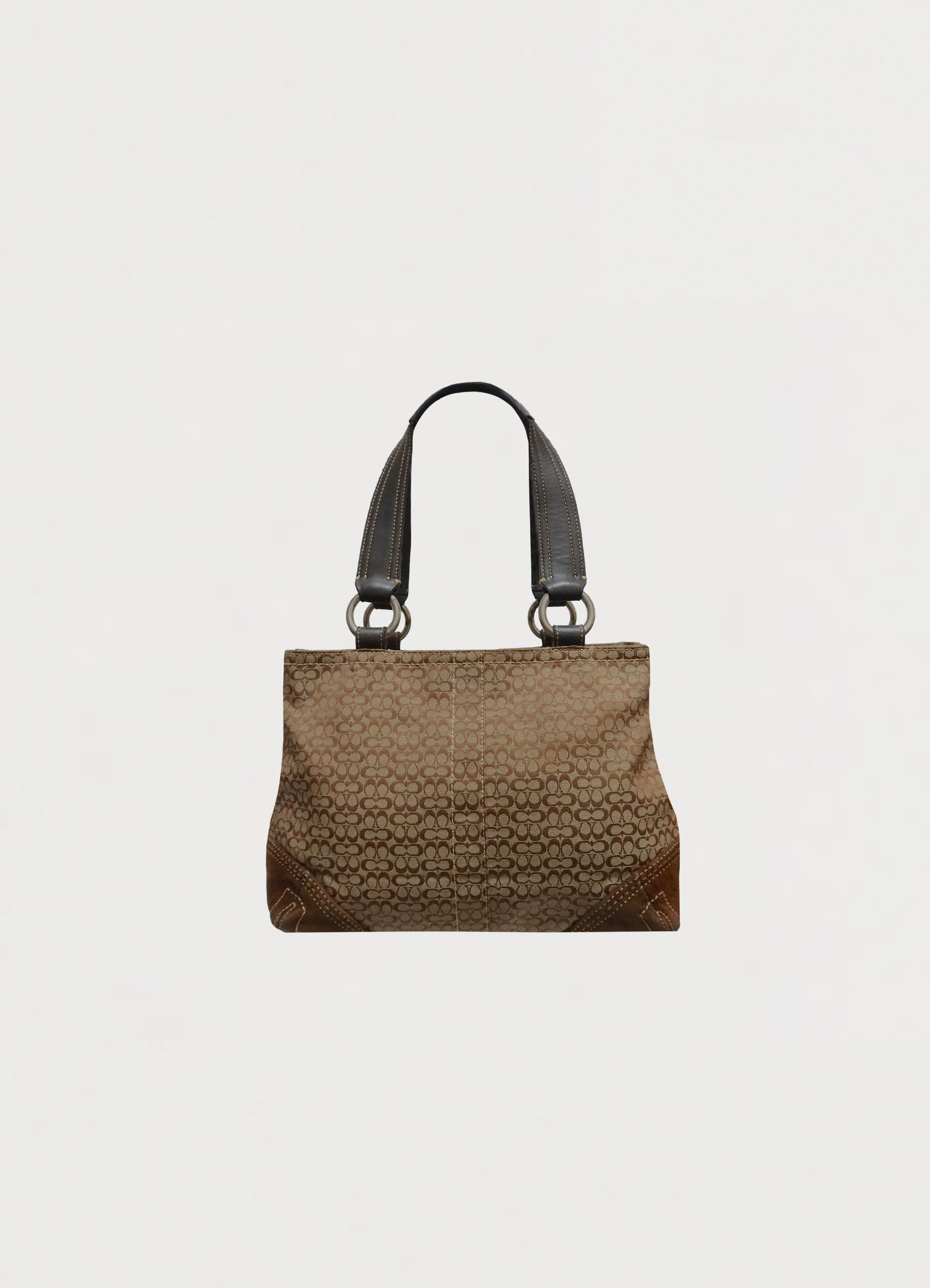 SIGNATURE SOHO BUCKLE HANDBAG