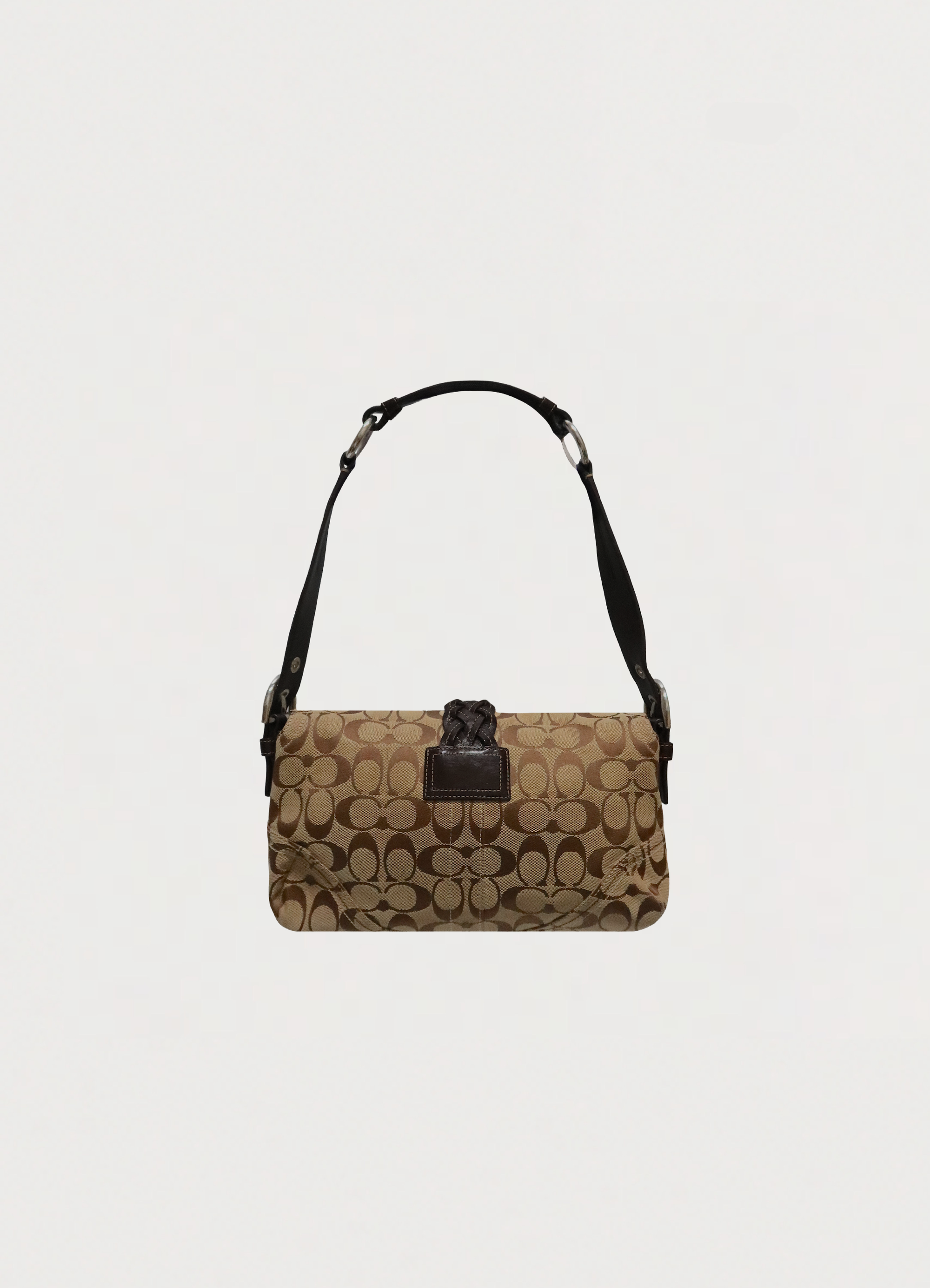 SOHO SIGNATURE BUCKLE SHOULDER BAG