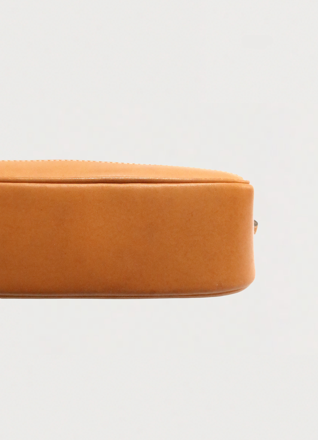 SIGNATURE DEMI POCHETTE BAG