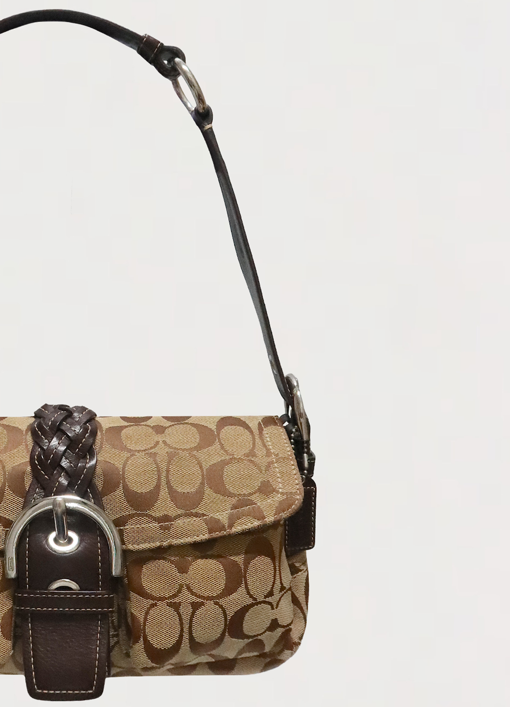 SOHO SIGNATURE BUCKLE SHOULDER BAG
