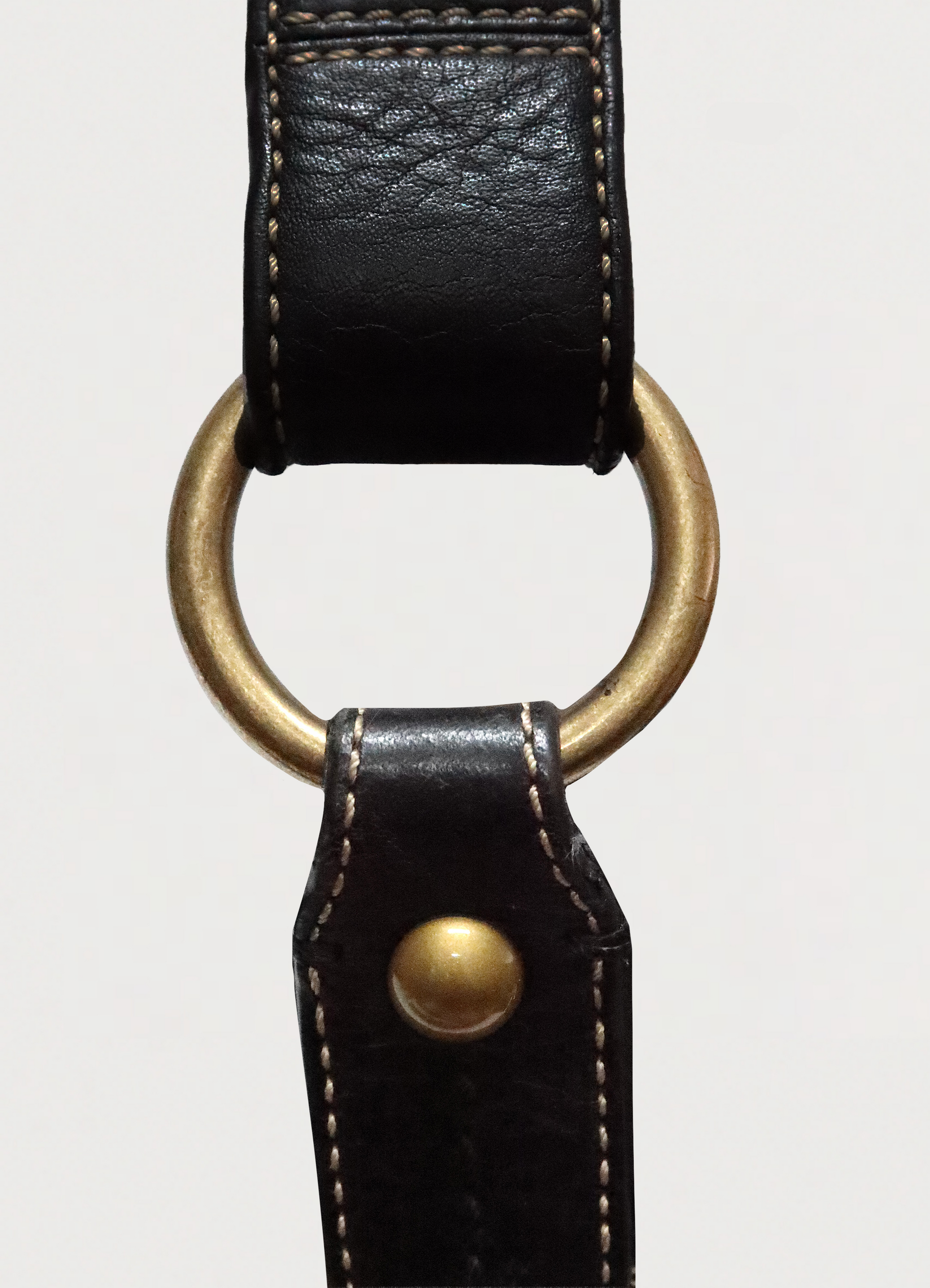 SIGNATURE BLEECKER SHOULDER BAG