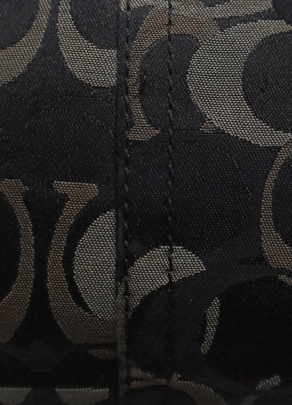 CHELSEA OPTIC SIGNATURE TOTE SHOULDER BAG