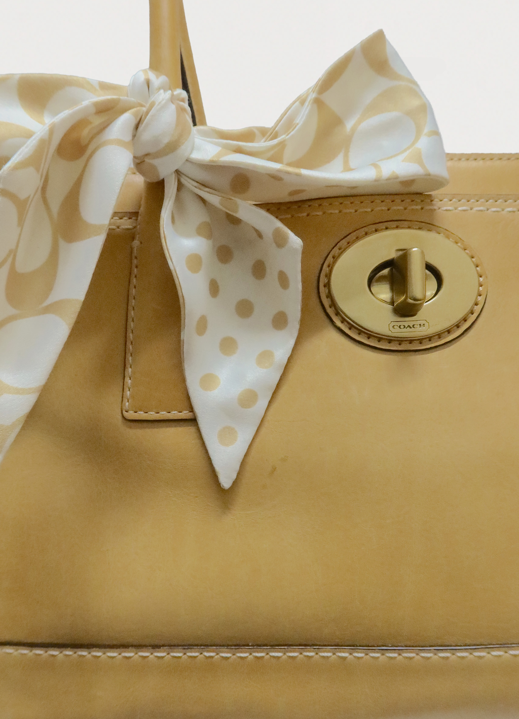 HAMPTONS MADELINE TURNLOCK SATCHEL BAG