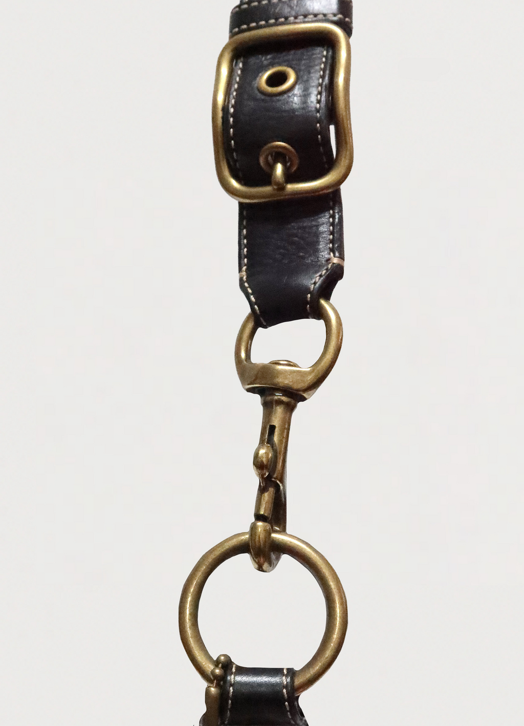 SIGNATURE BLEECKER SHOULDER BAG