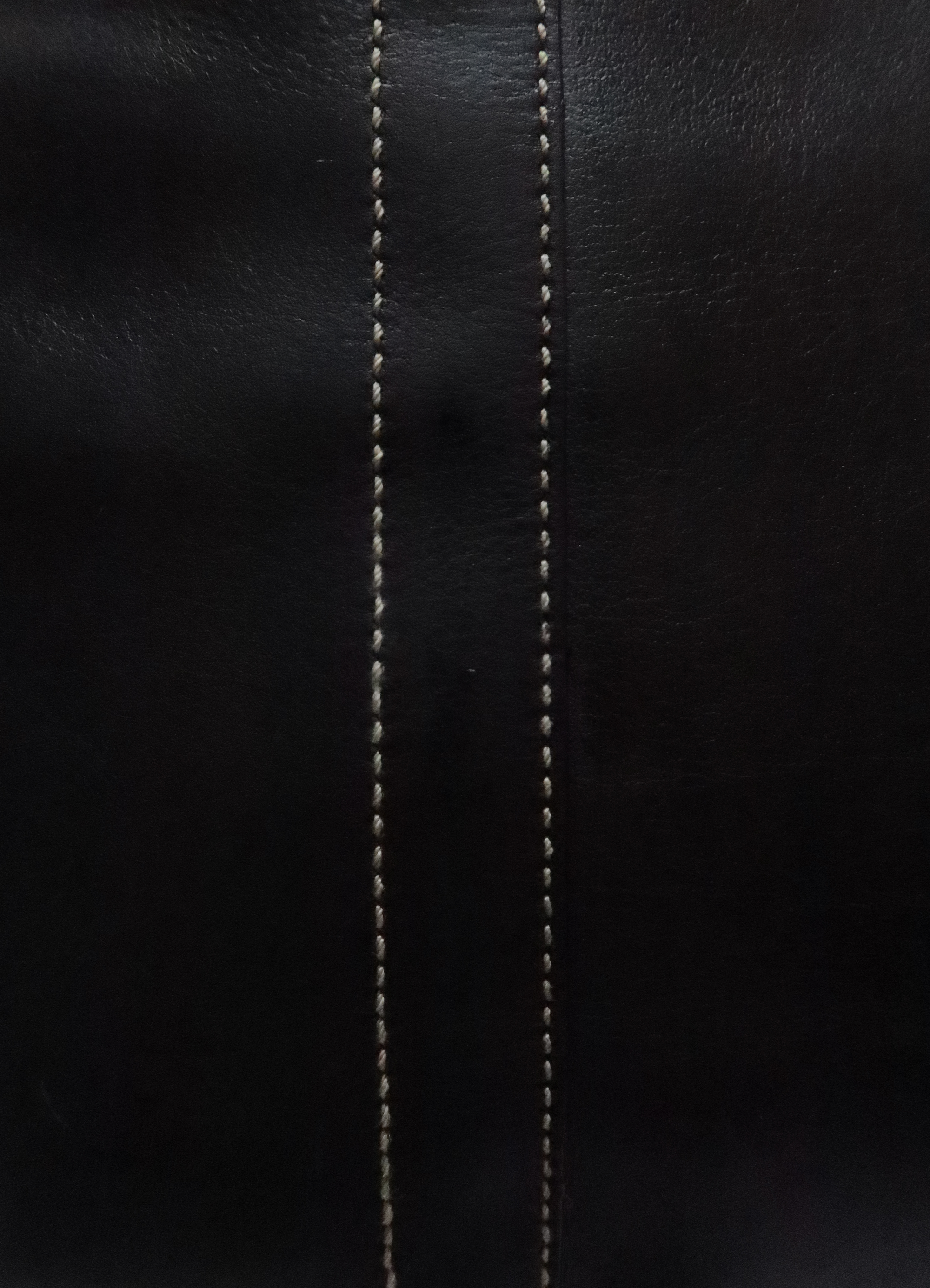 LEGACY ERGO SHOULDER BAG