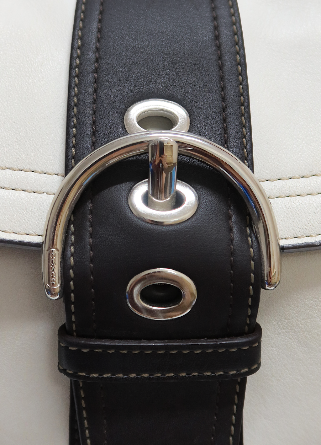 SOHO BUCKLE FLAP SHOULDER BAG