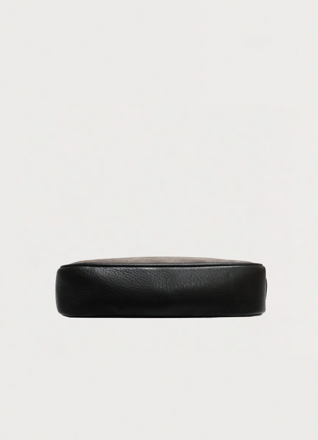 SIGNATURE CHELSEA OPTIC DEMI POCHETTE BAG
