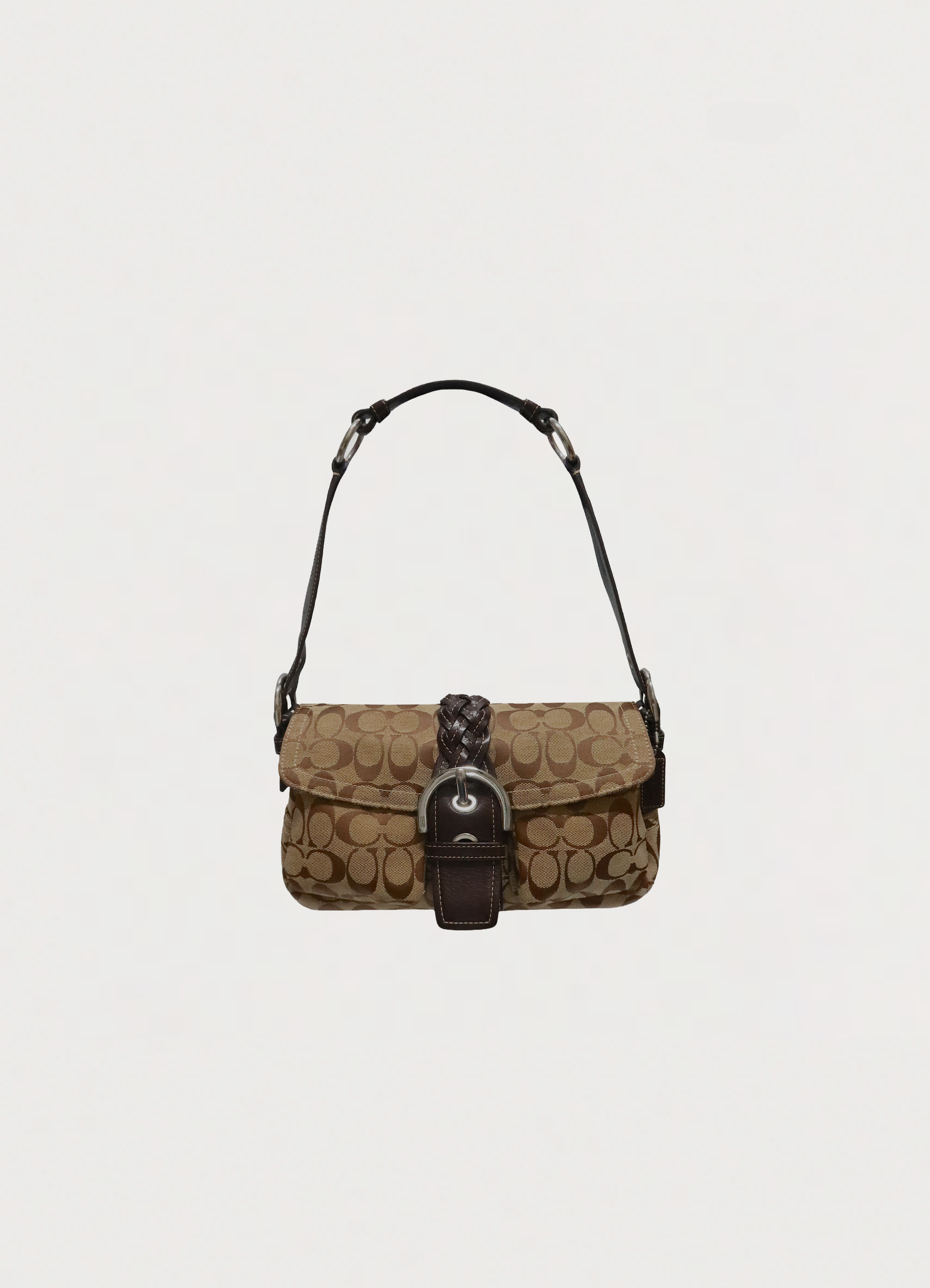 SOHO SIGNATURE BUCKLE SHOULDER BAG