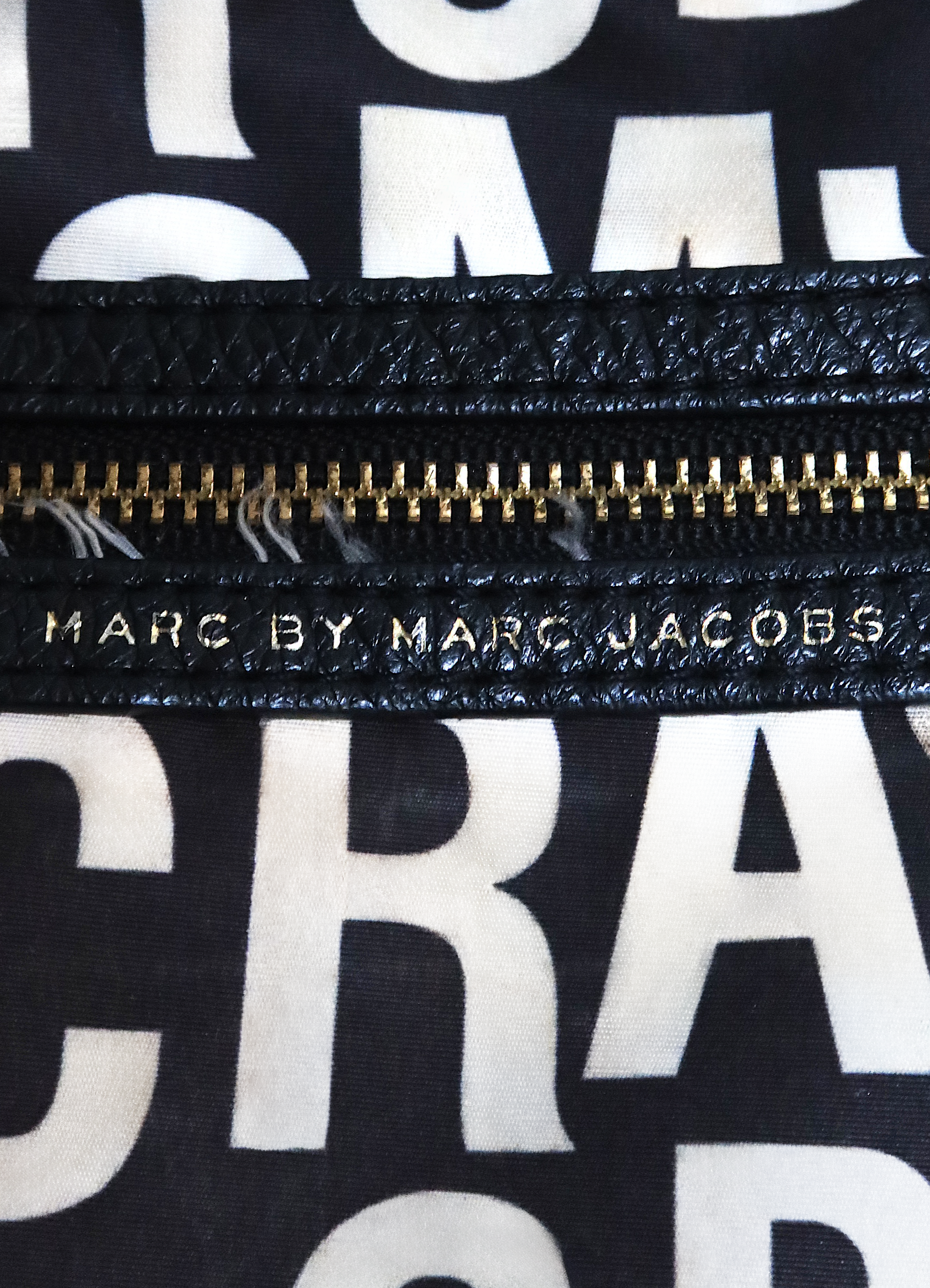 WORKWEAR CONVERTIBLE TOTE BAG