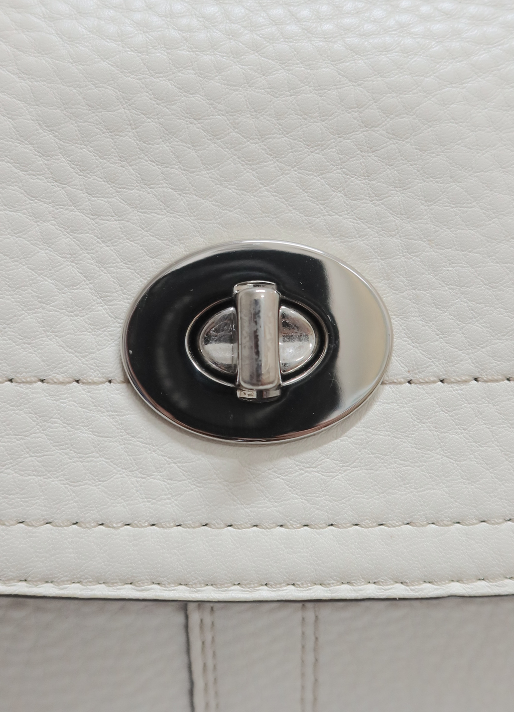 HAMILTON FLAP SHOULDER BAG