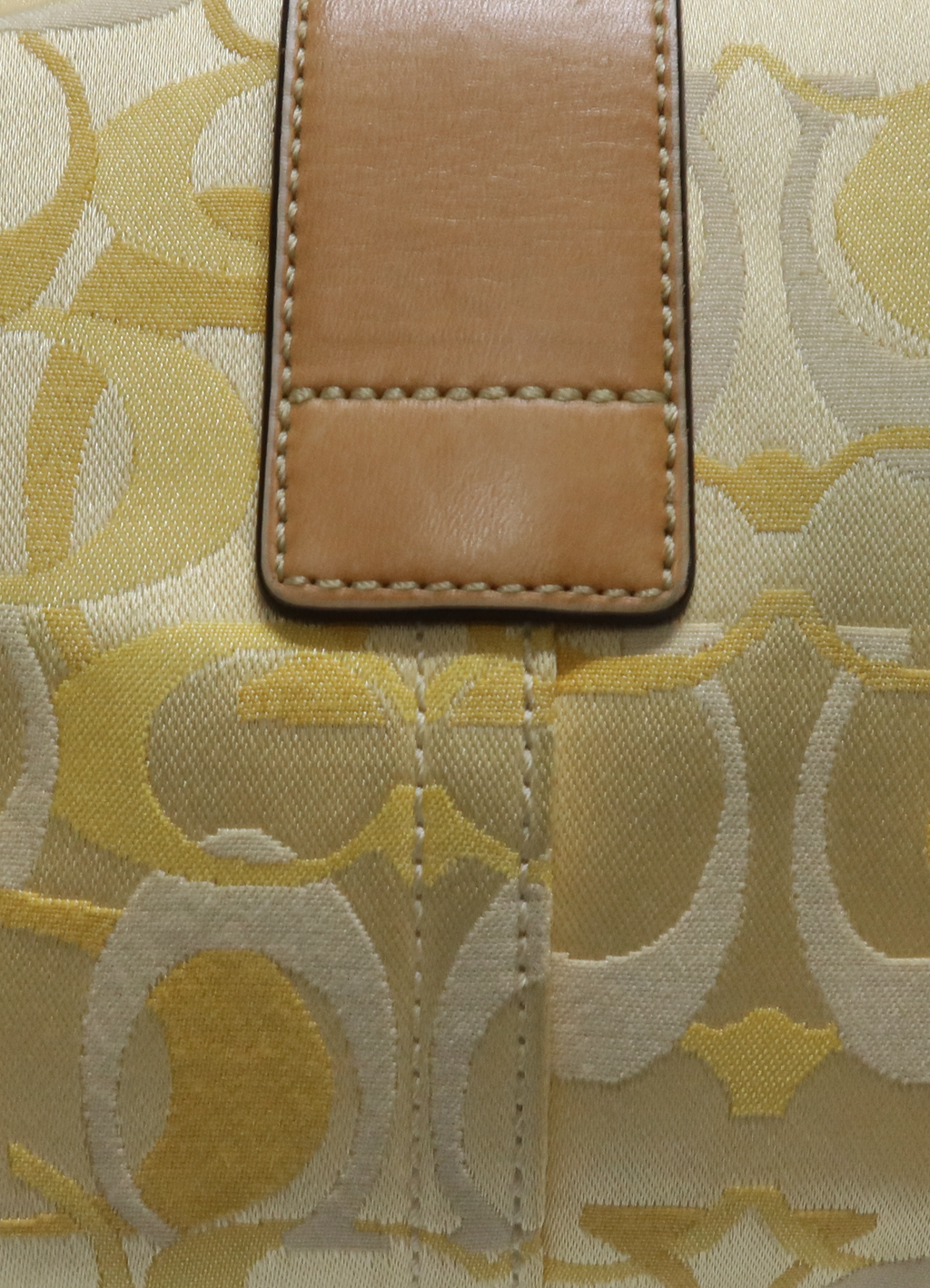 SOHO OPTIC SMALL SHOULDER BAG