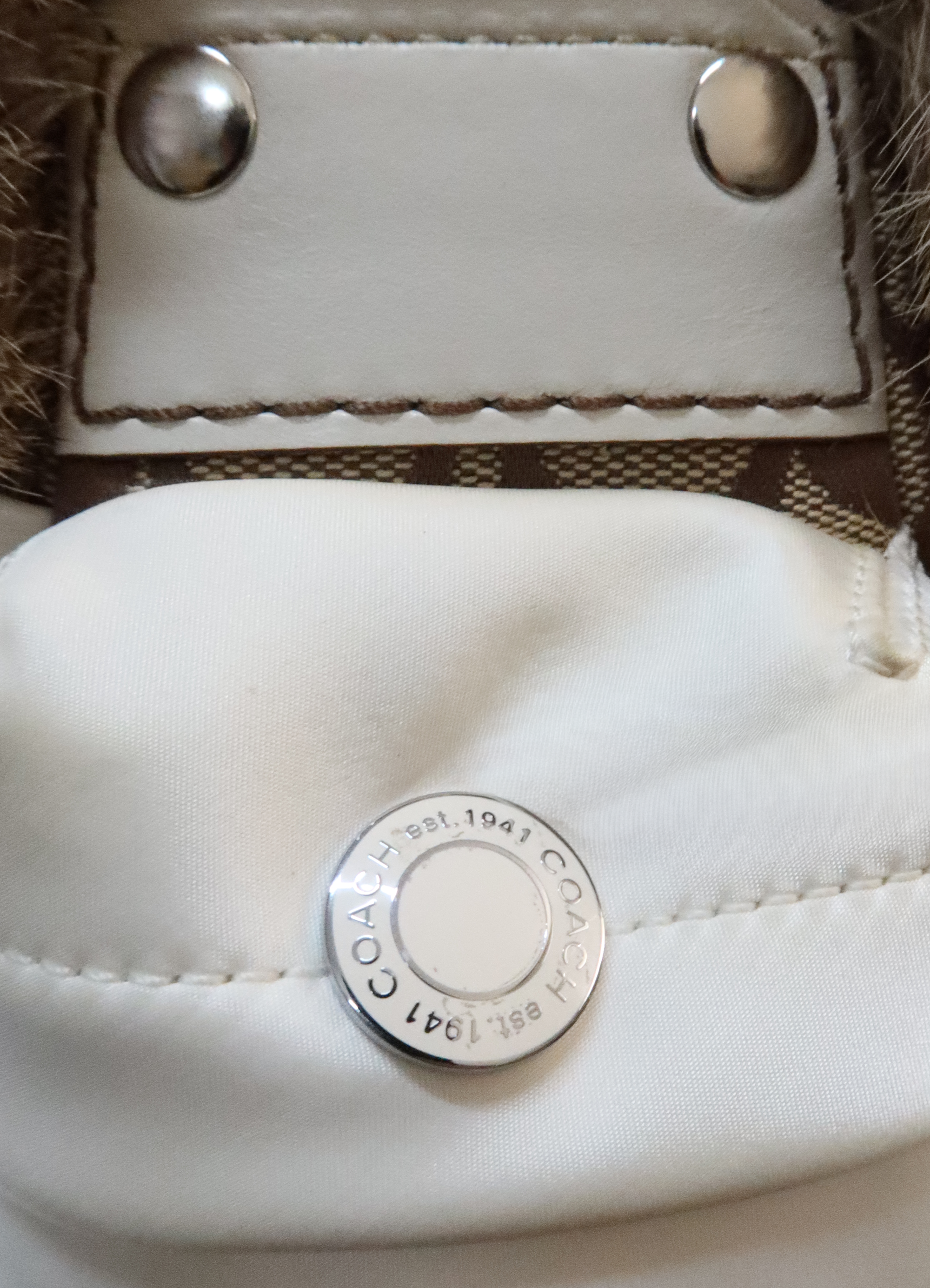 FUR TRIMMED SIGNATURE SHOULDER BAG