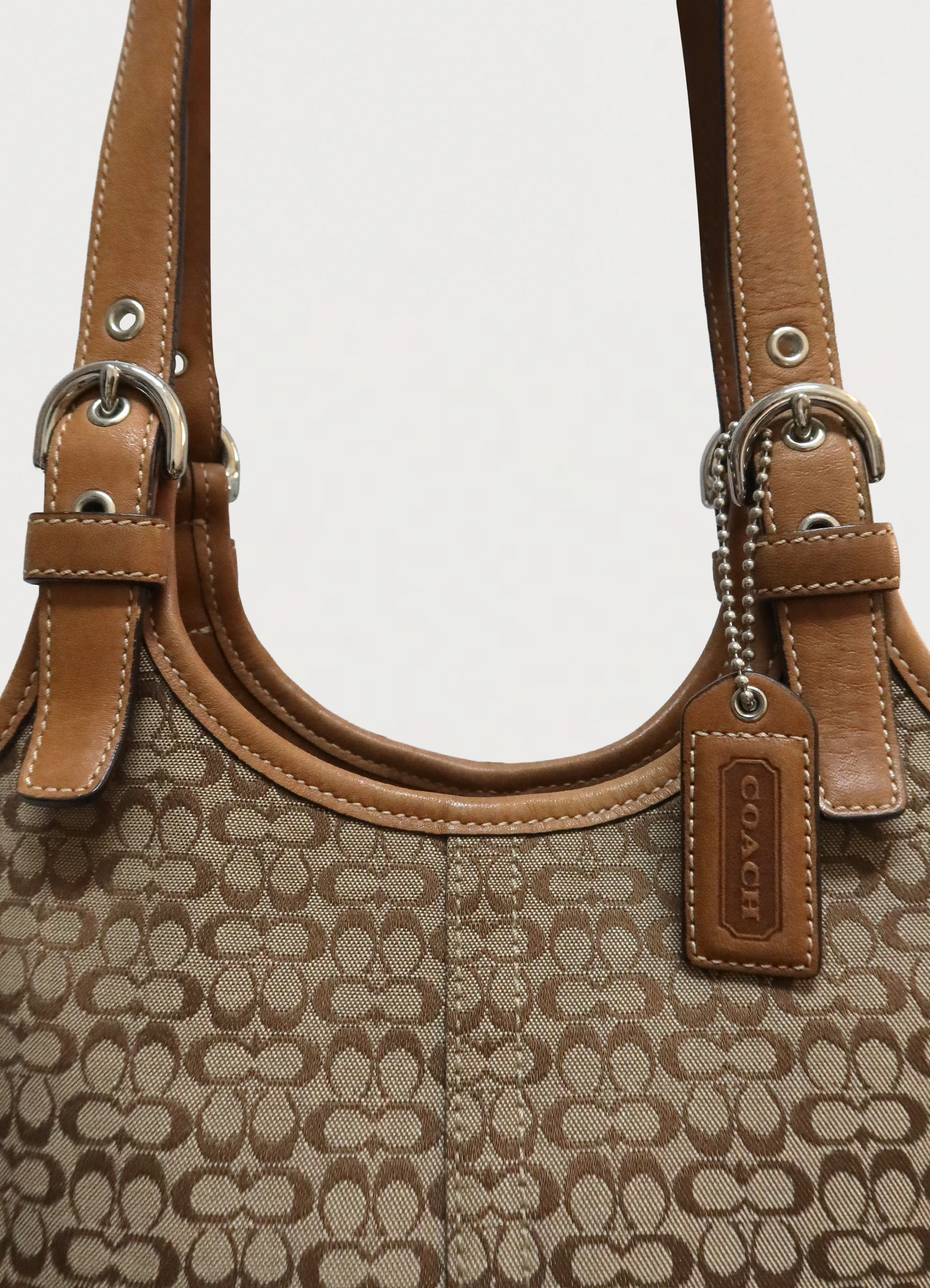 MINI C SIGNATURE SLIM HOBO BAG