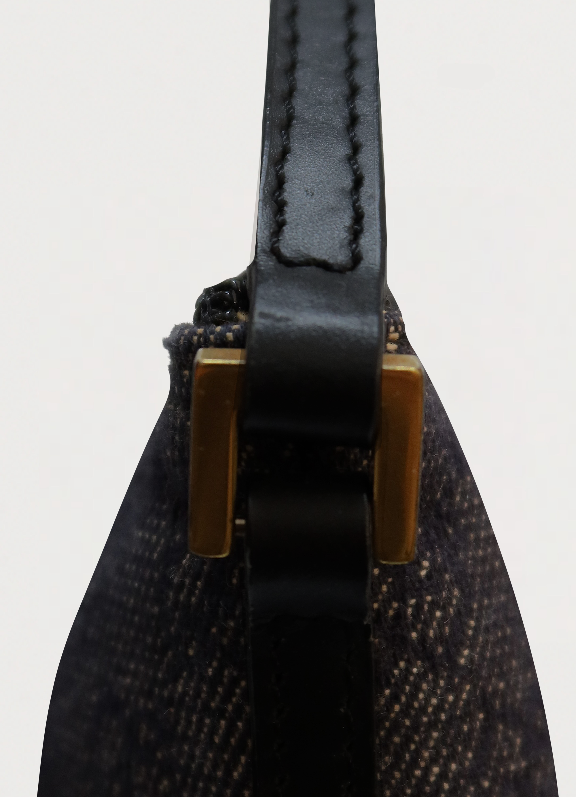 GG MONOGRAM BOAT BAGUETTE BAG