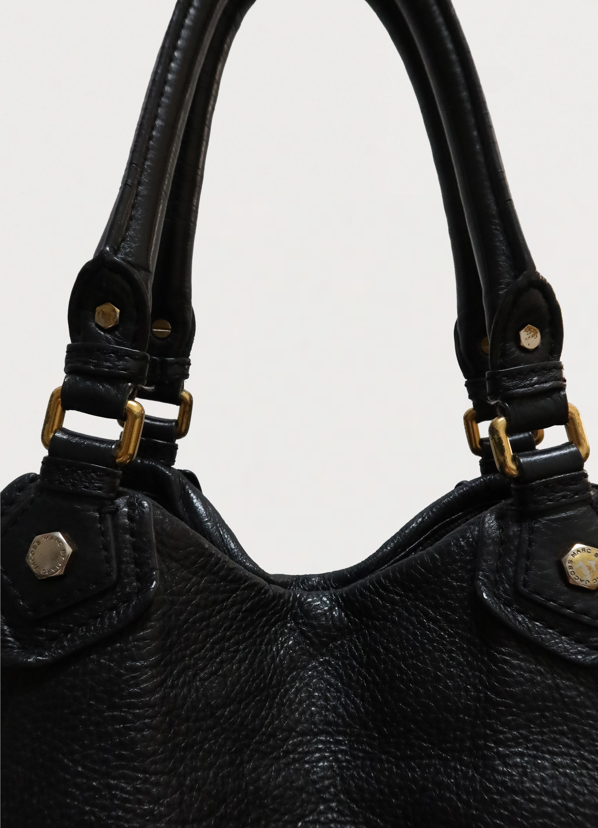 CLASSIC Q FRANCESCA CONVERTIBLE SHOULDER BAG