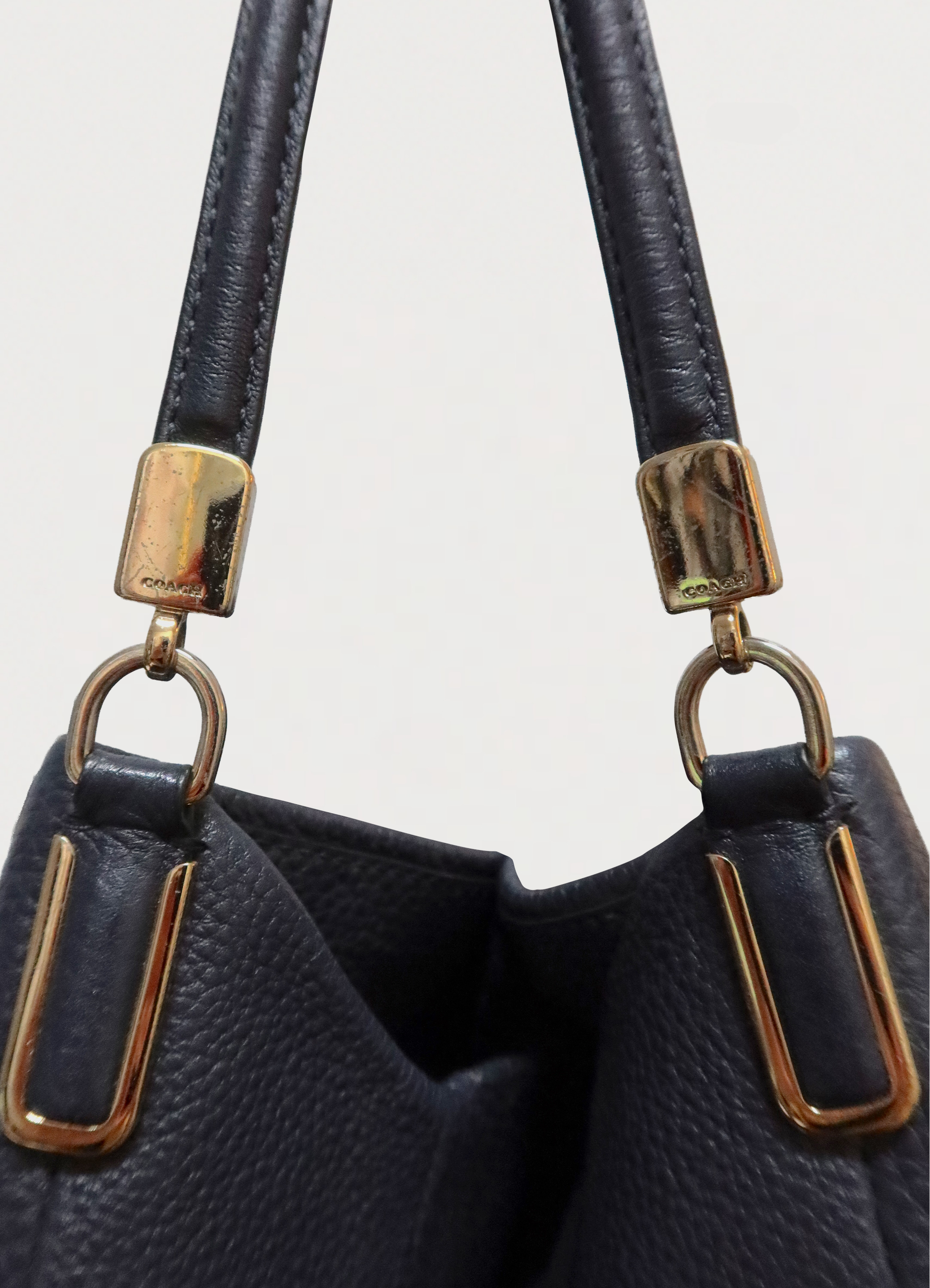 EDIE 31 SHOULDER BAG